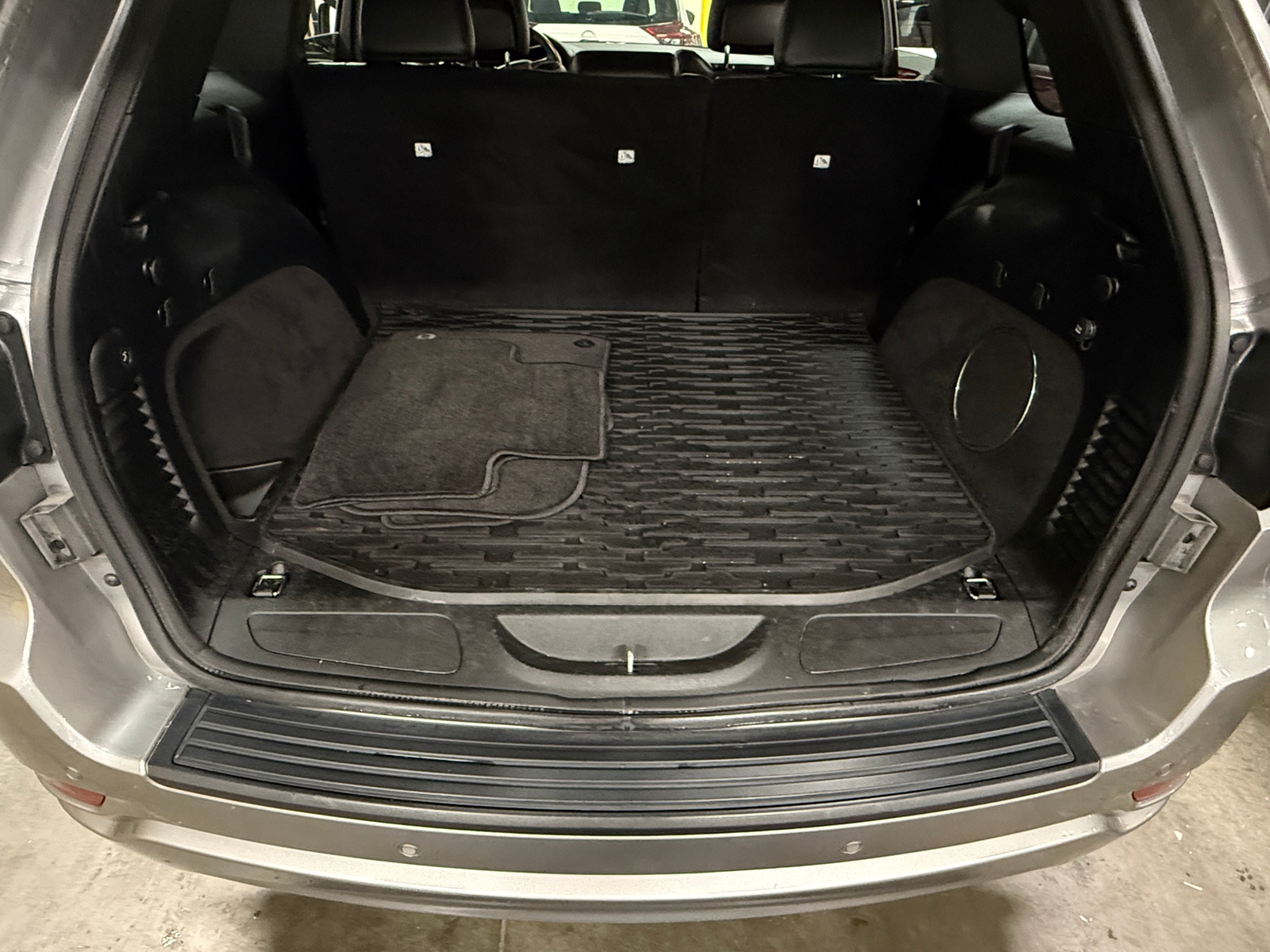 Thumbnail: 2018 Jeep Grand Cherokee - 6