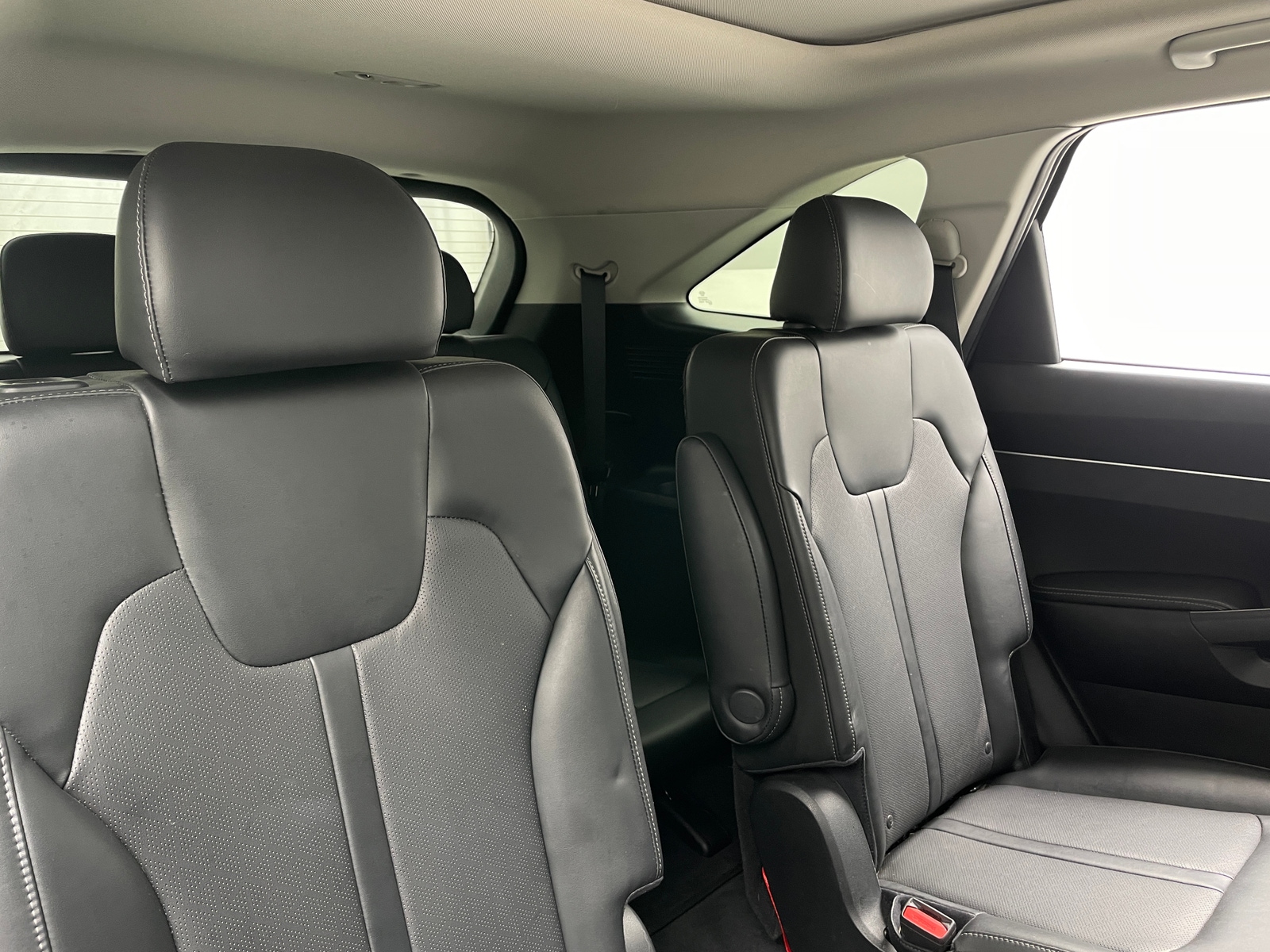 Thumbnail: 2021 Kia Sorento - 5