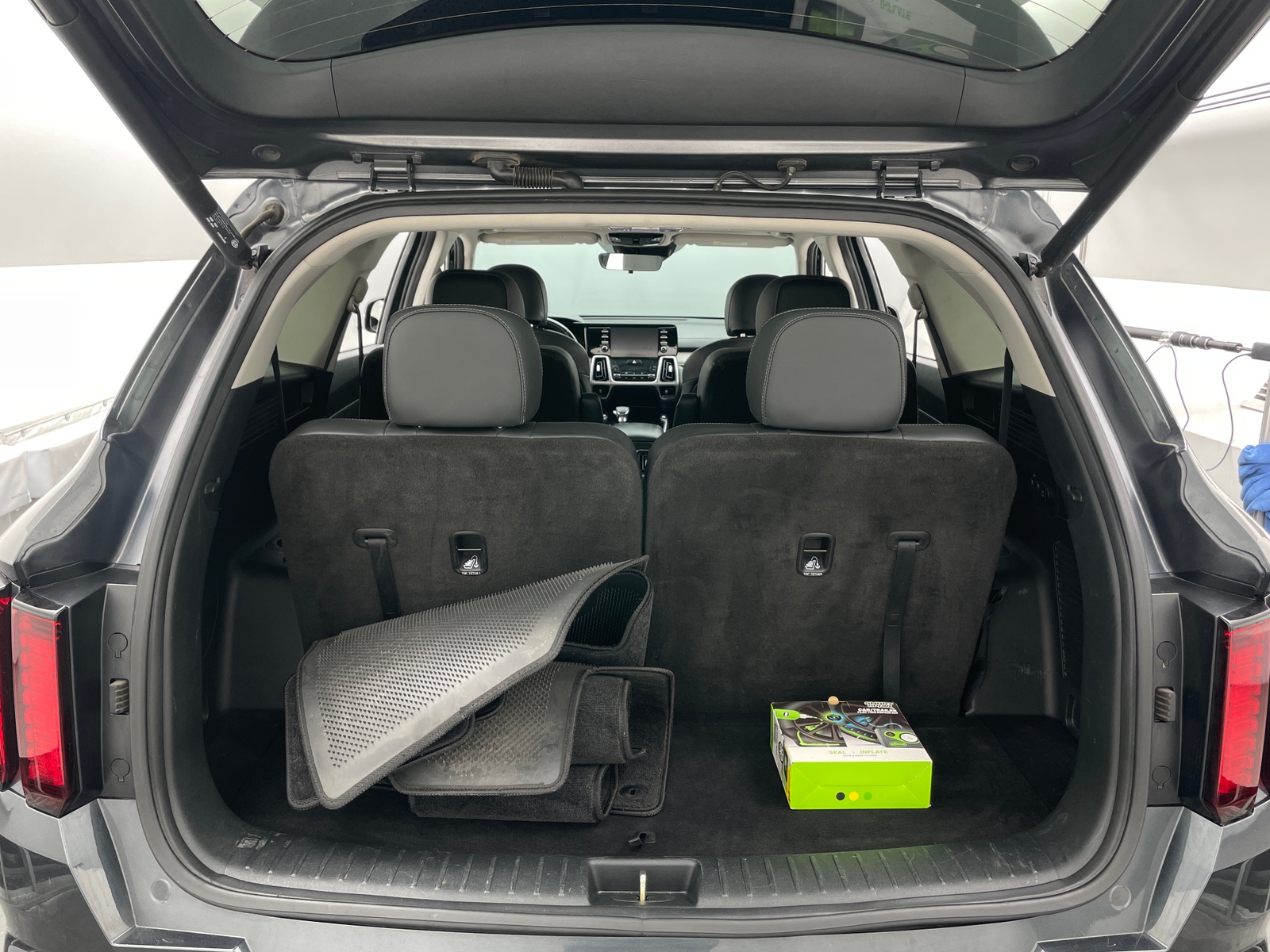 Thumbnail: 2021 Kia Sorento - 6