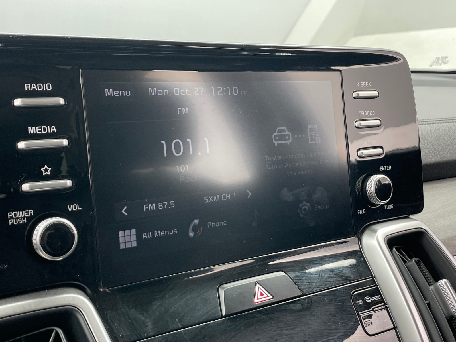 Thumbnail: 2021 Kia Sorento - 3