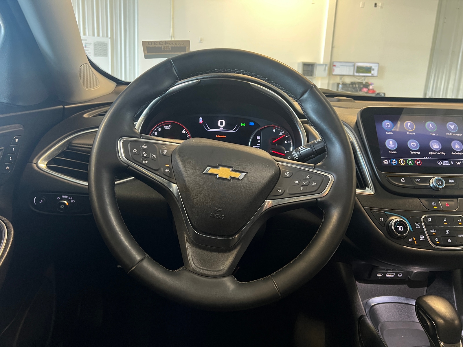 Thumbnail: 2024 Chevrolet Malibu - 4