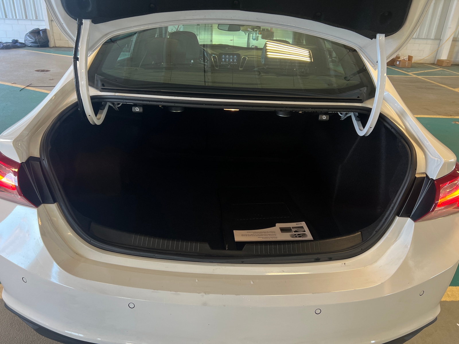 Thumbnail: 2024 Chevrolet Malibu - 6