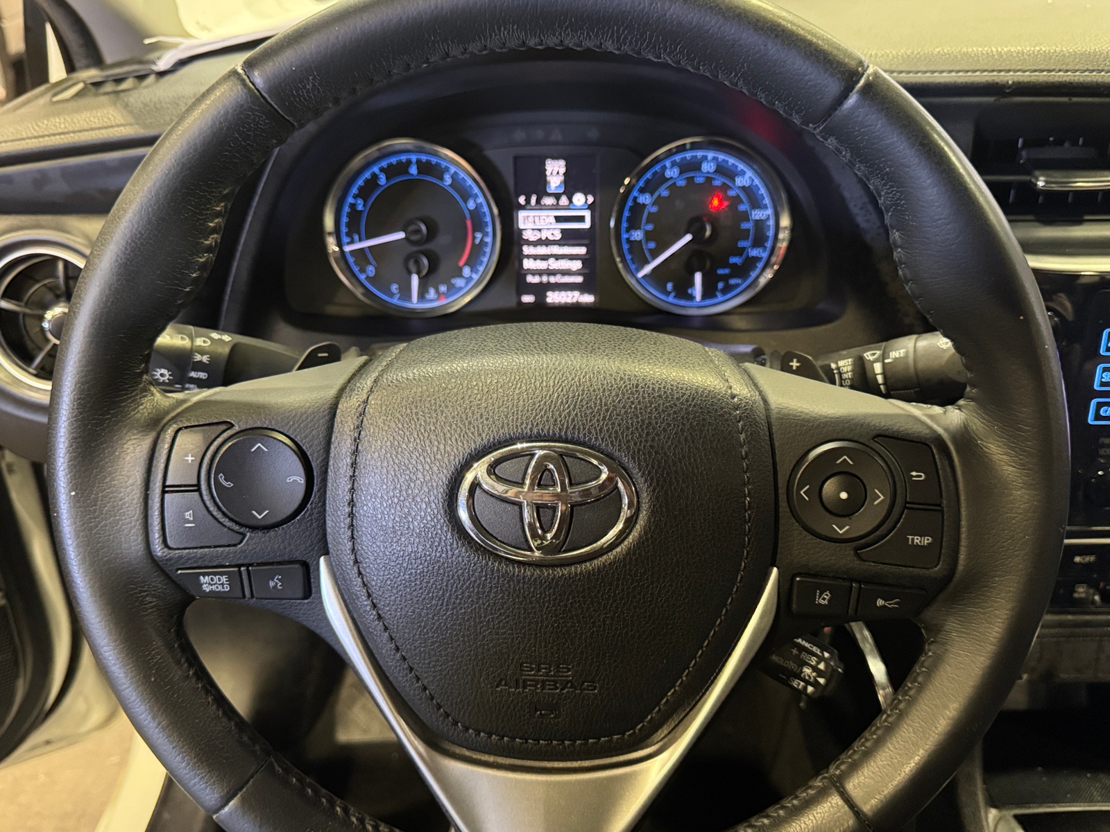 Thumbnail: 2018 Toyota Corolla - 4