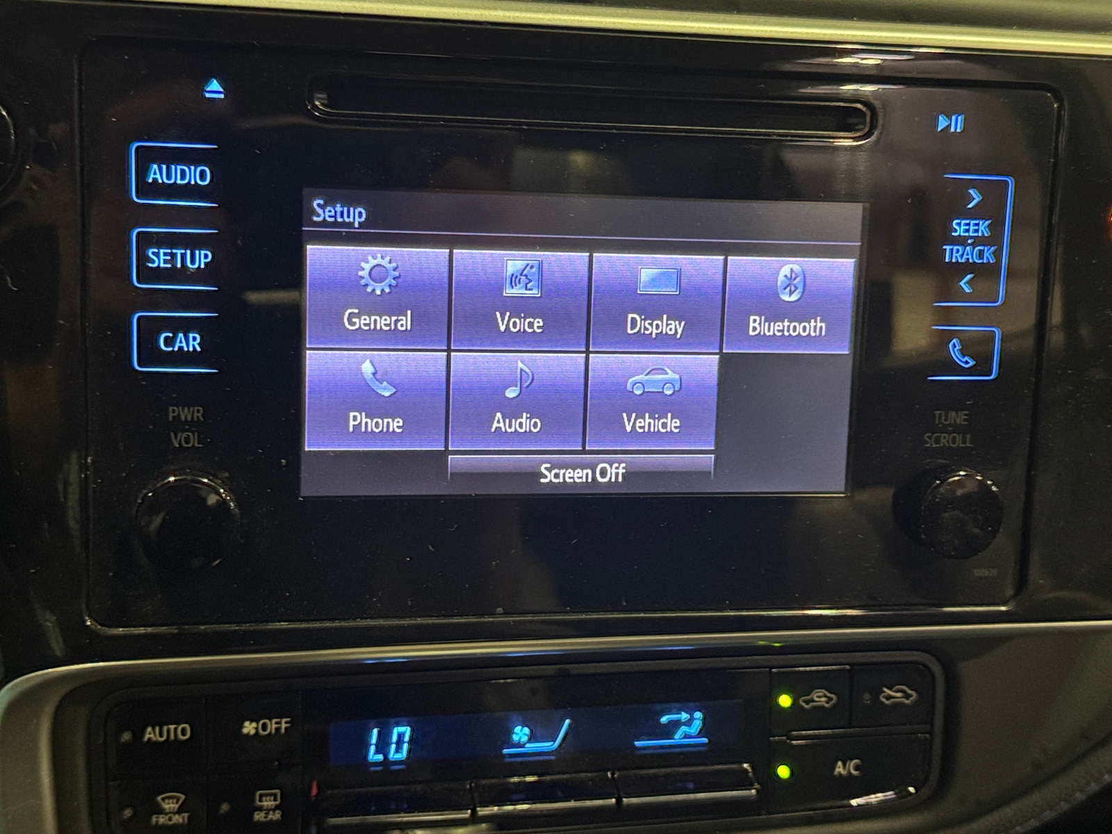 Thumbnail: 2018 Toyota Corolla - 3