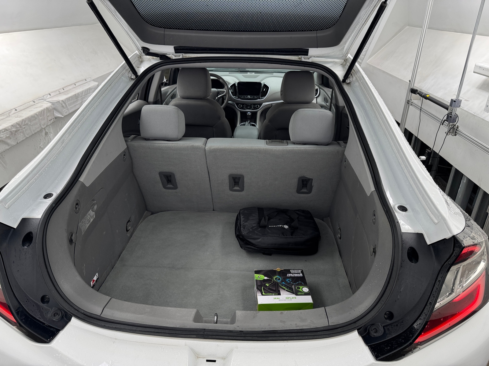 Thumbnail: 2017 Chevrolet Volt - 7