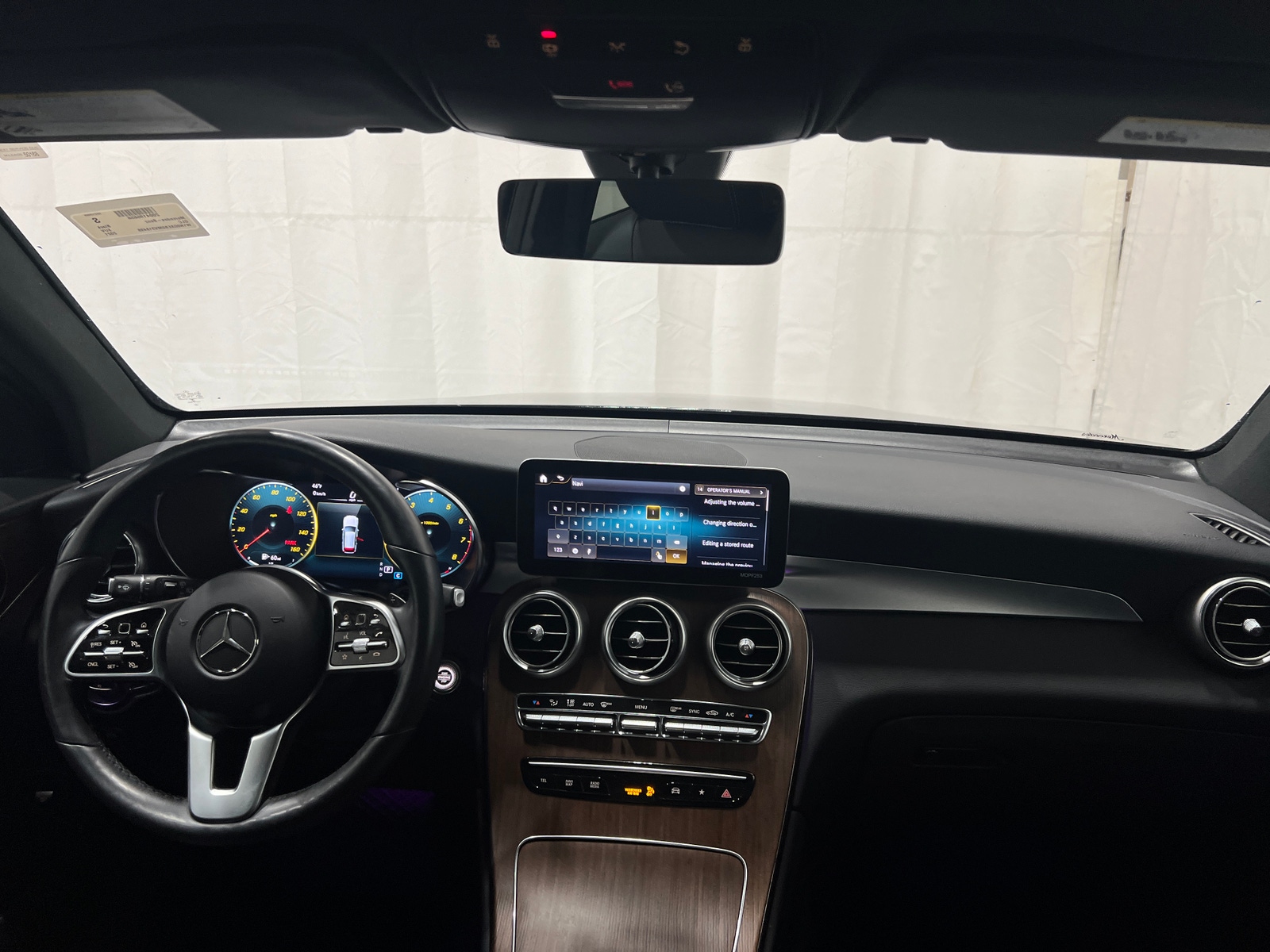 Thumbnail: 2021 Mercedes-Benz GLC - 2