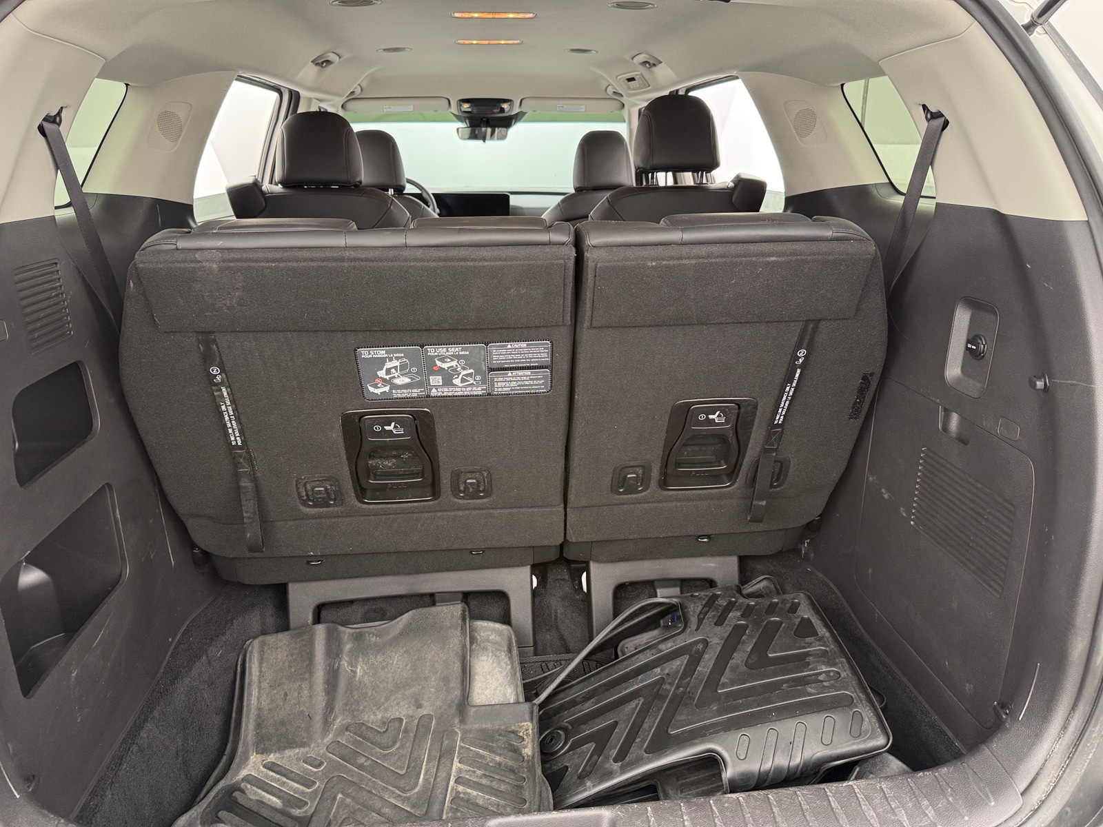 Thumbnail: 2025 Kia Carnival - 6