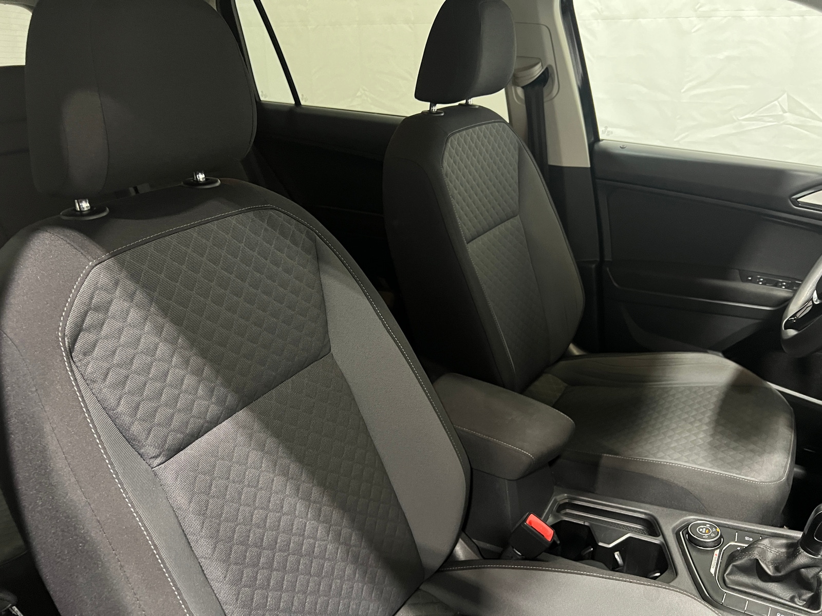 Thumbnail: 2018 Volkswagen Tiguan - 2