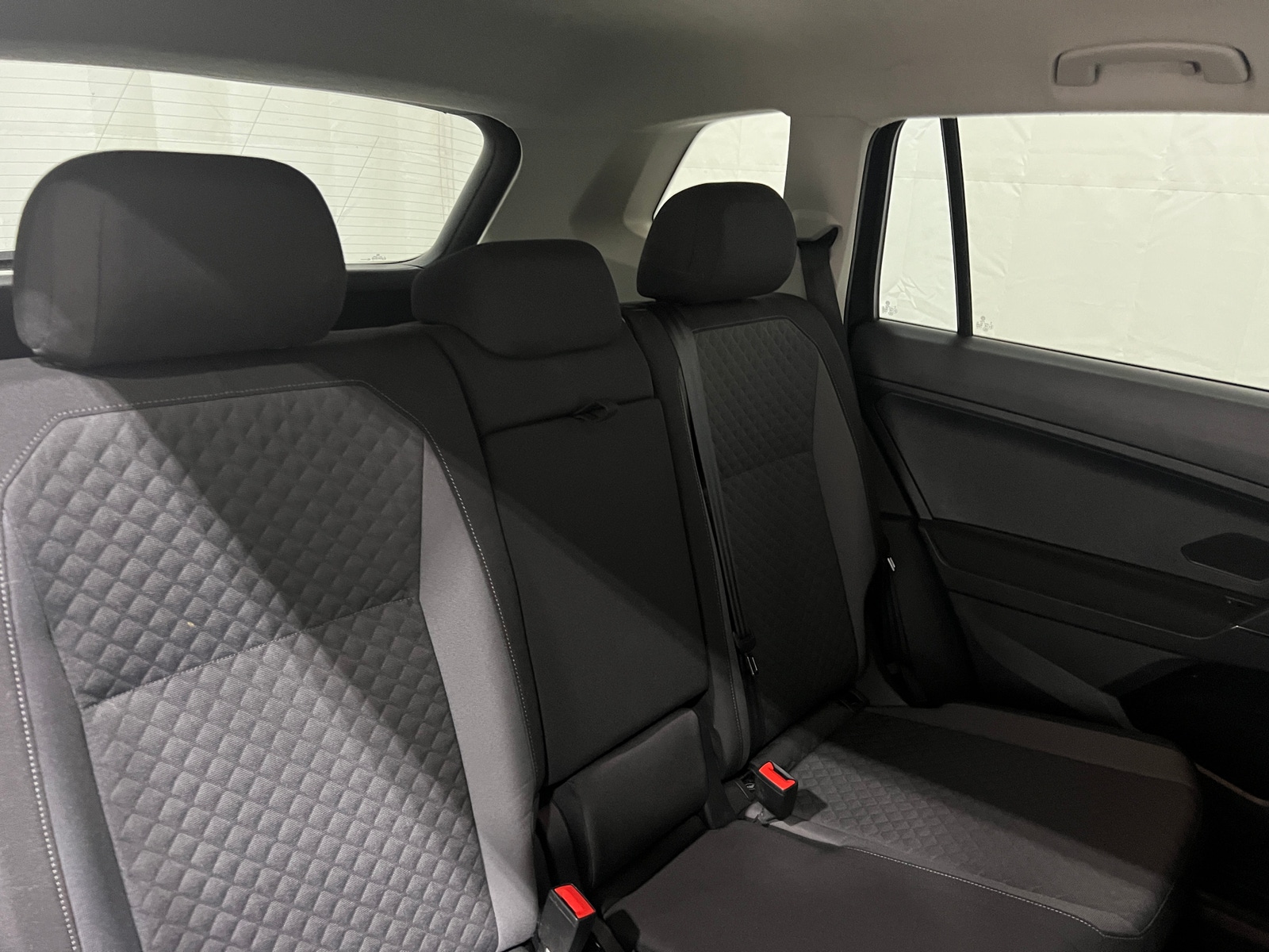 Thumbnail: 2018 Volkswagen Tiguan - 6