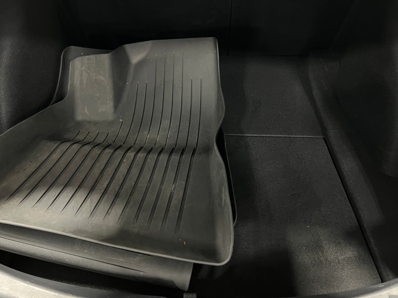 Thumbnail: 2023 Tesla Model 3 - 5