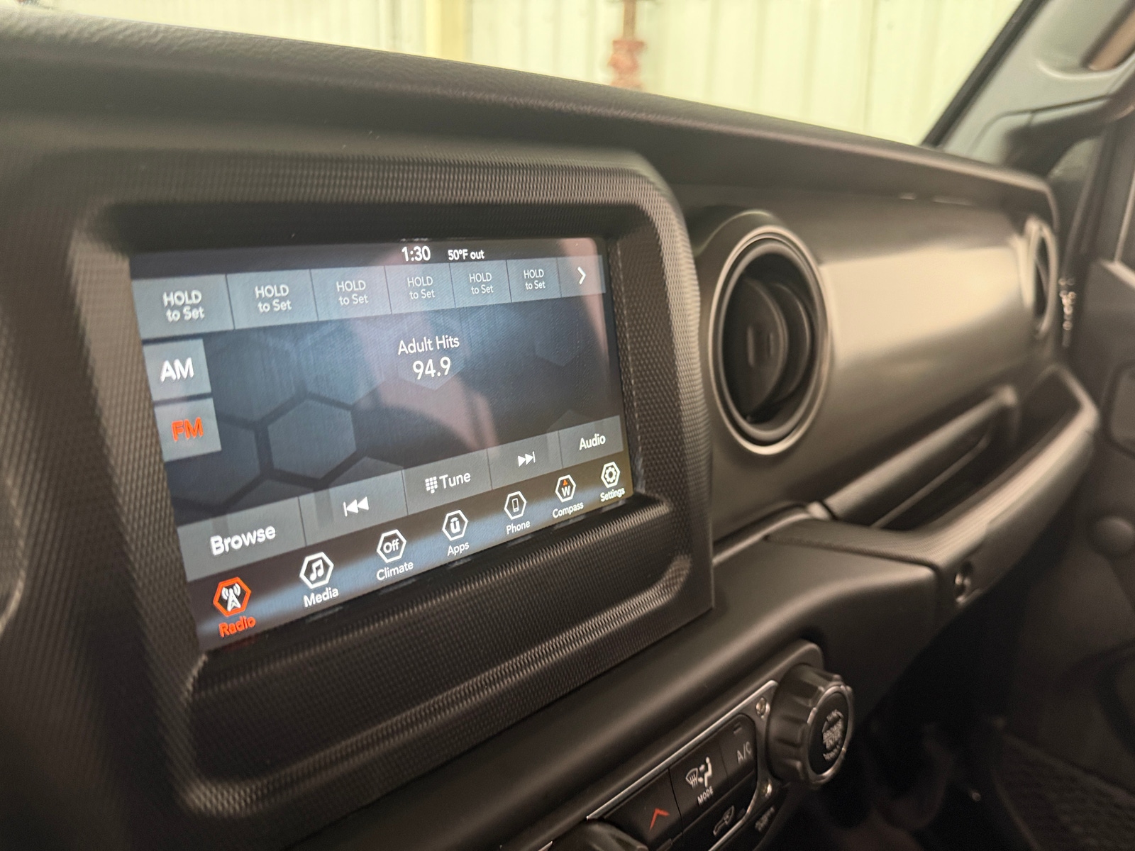 Thumbnail: 2023 Jeep Gladiator - 4