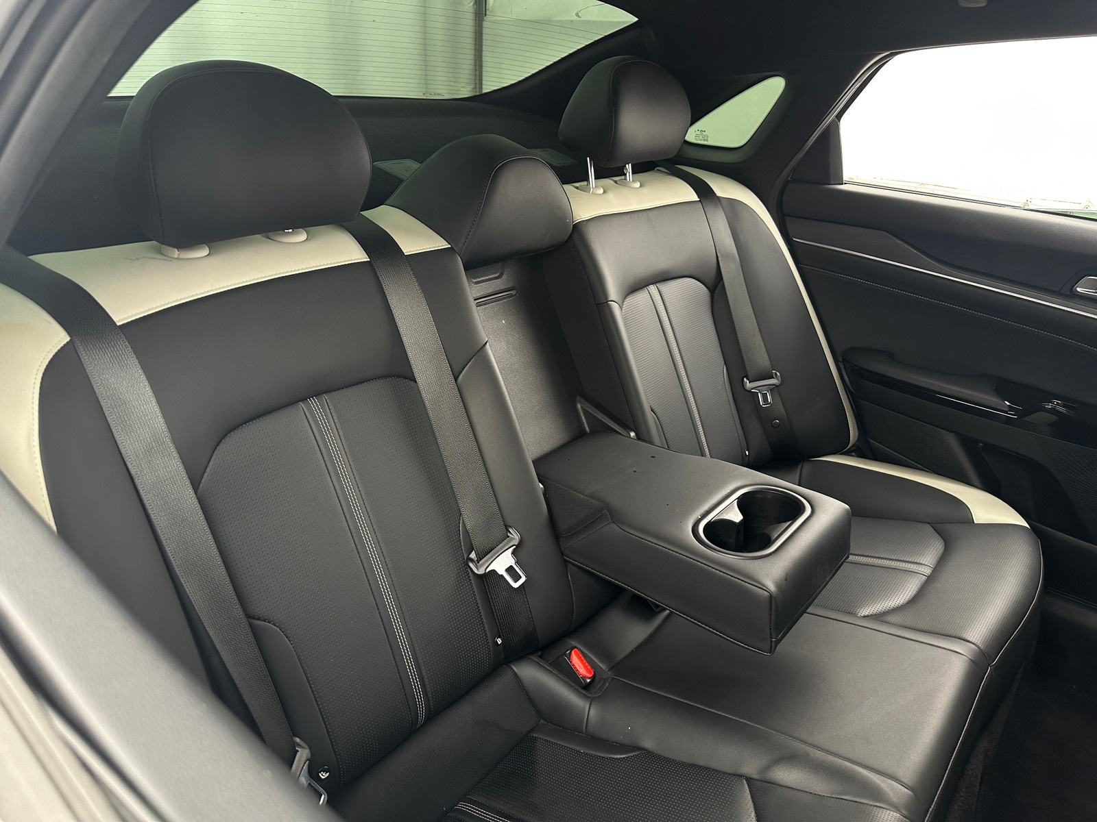 Thumbnail: 2025 Kia K5 - 5