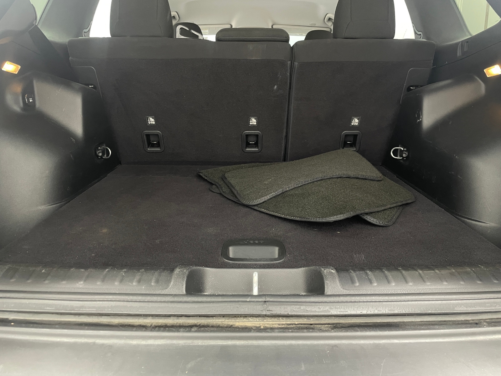 Thumbnail: 2021 Jeep Cherokee - 7