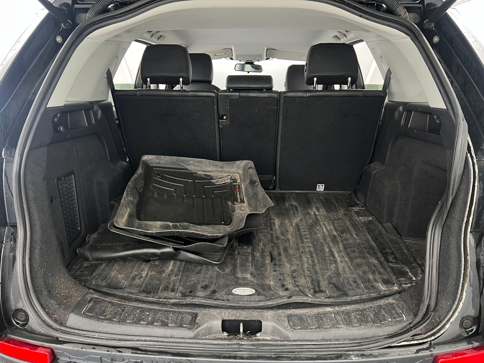 Thumbnail: 2019 Land Rover Discovery Sport - 6