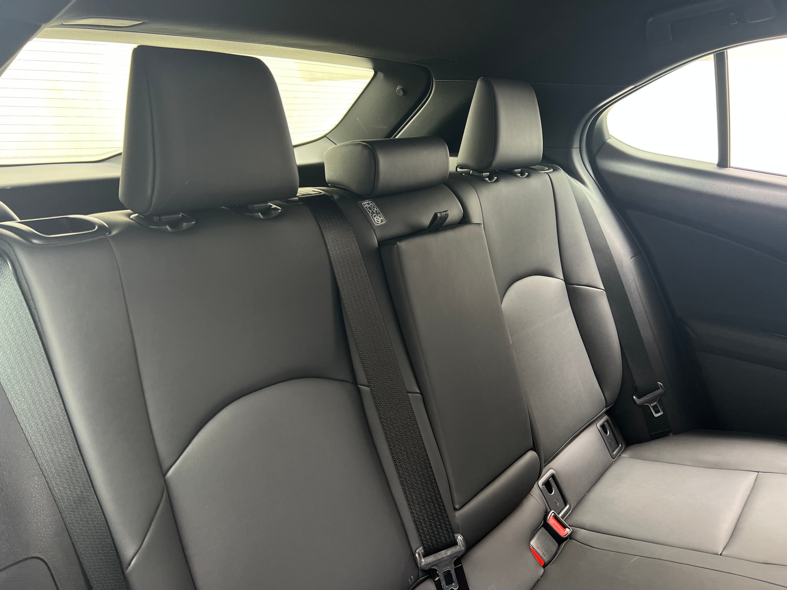 Thumbnail: 2022 Lexus UX - 5