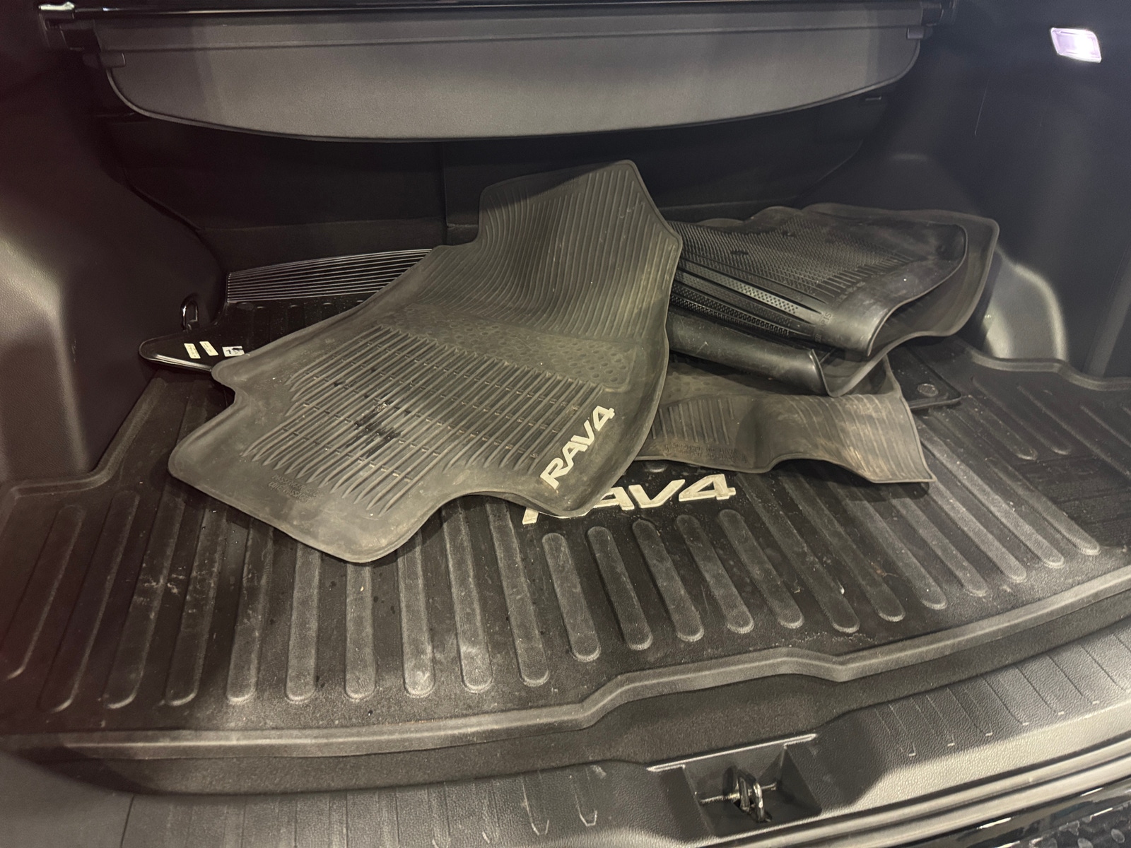 Thumbnail: 2023 Toyota RAV4 - 7