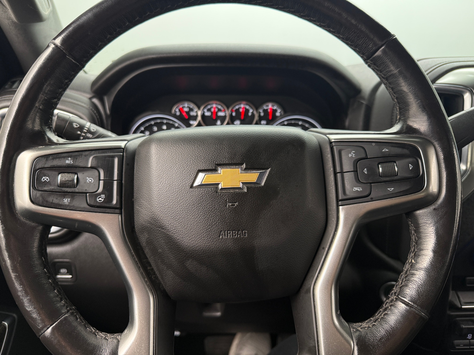 Thumbnail: 2020 Chevrolet Silverado 1500 - 5