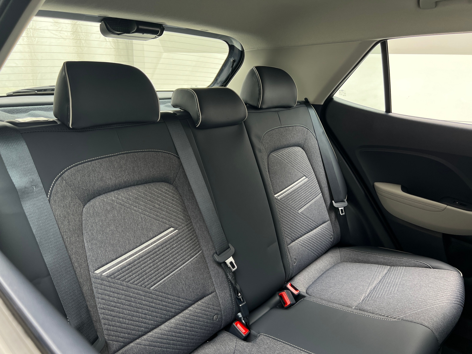 Thumbnail: 2025 Hyundai Venue - 6