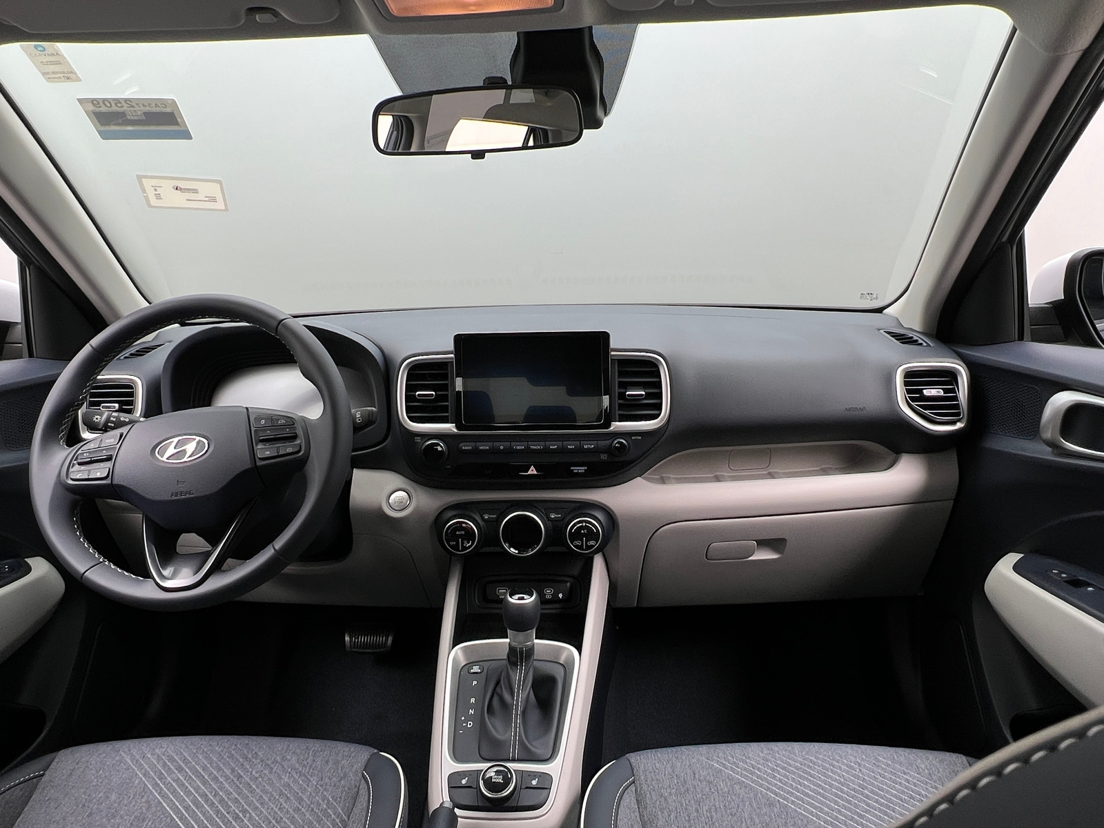 Thumbnail: 2025 Hyundai Venue - 3