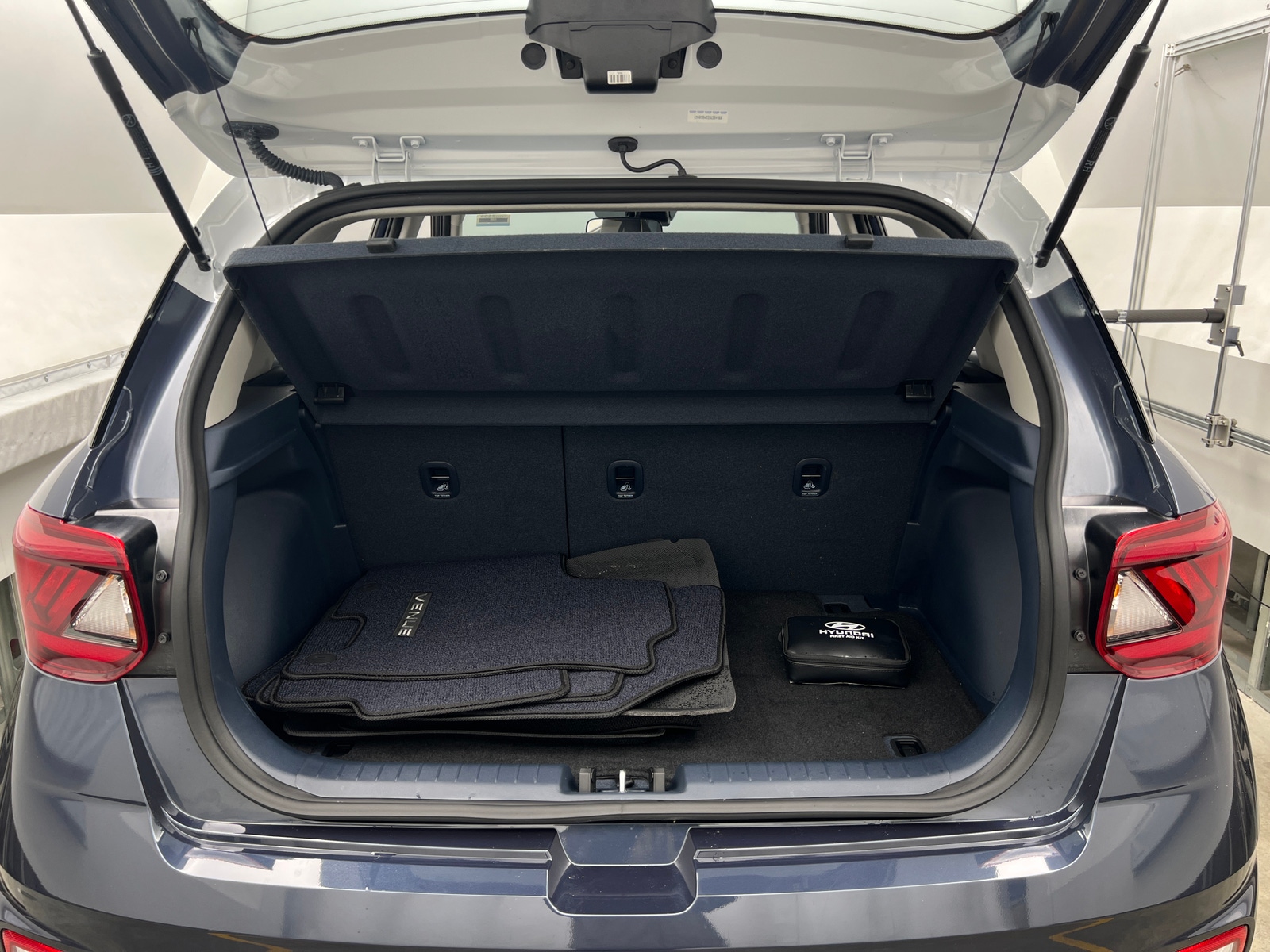 Thumbnail: 2025 Hyundai Venue - 7