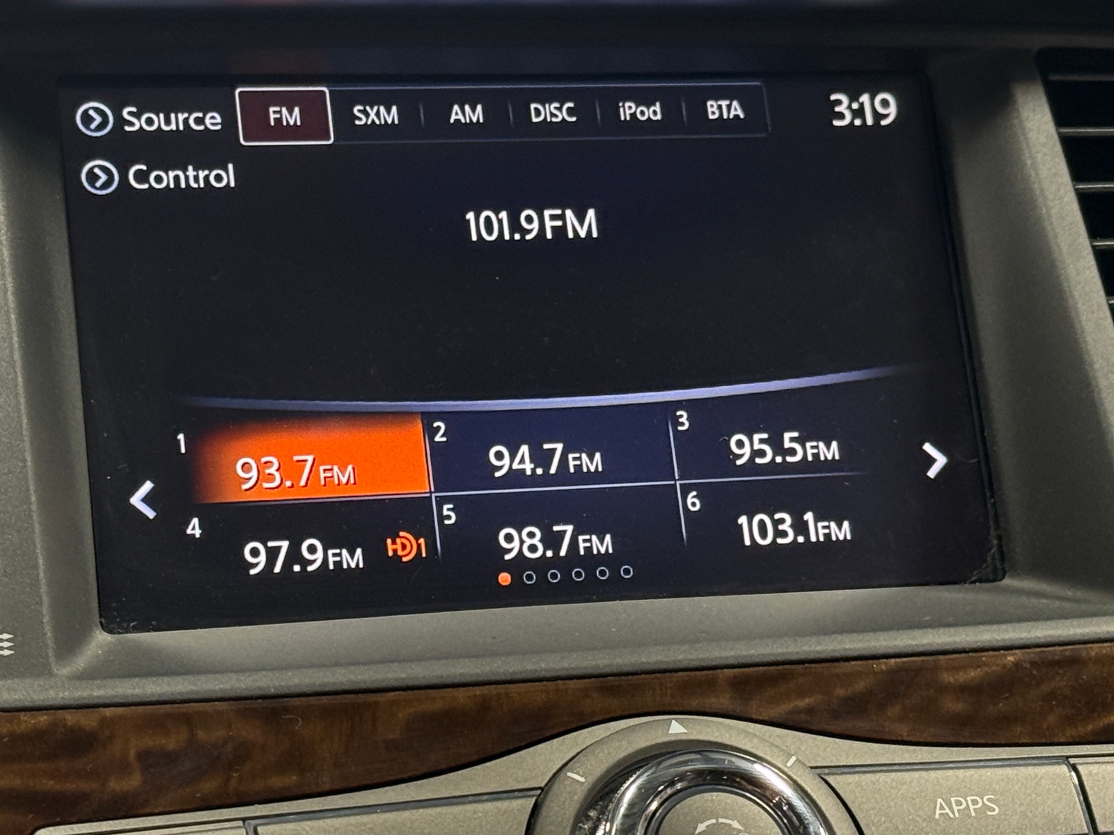 Thumbnail: 2019 Nissan Armada - 3