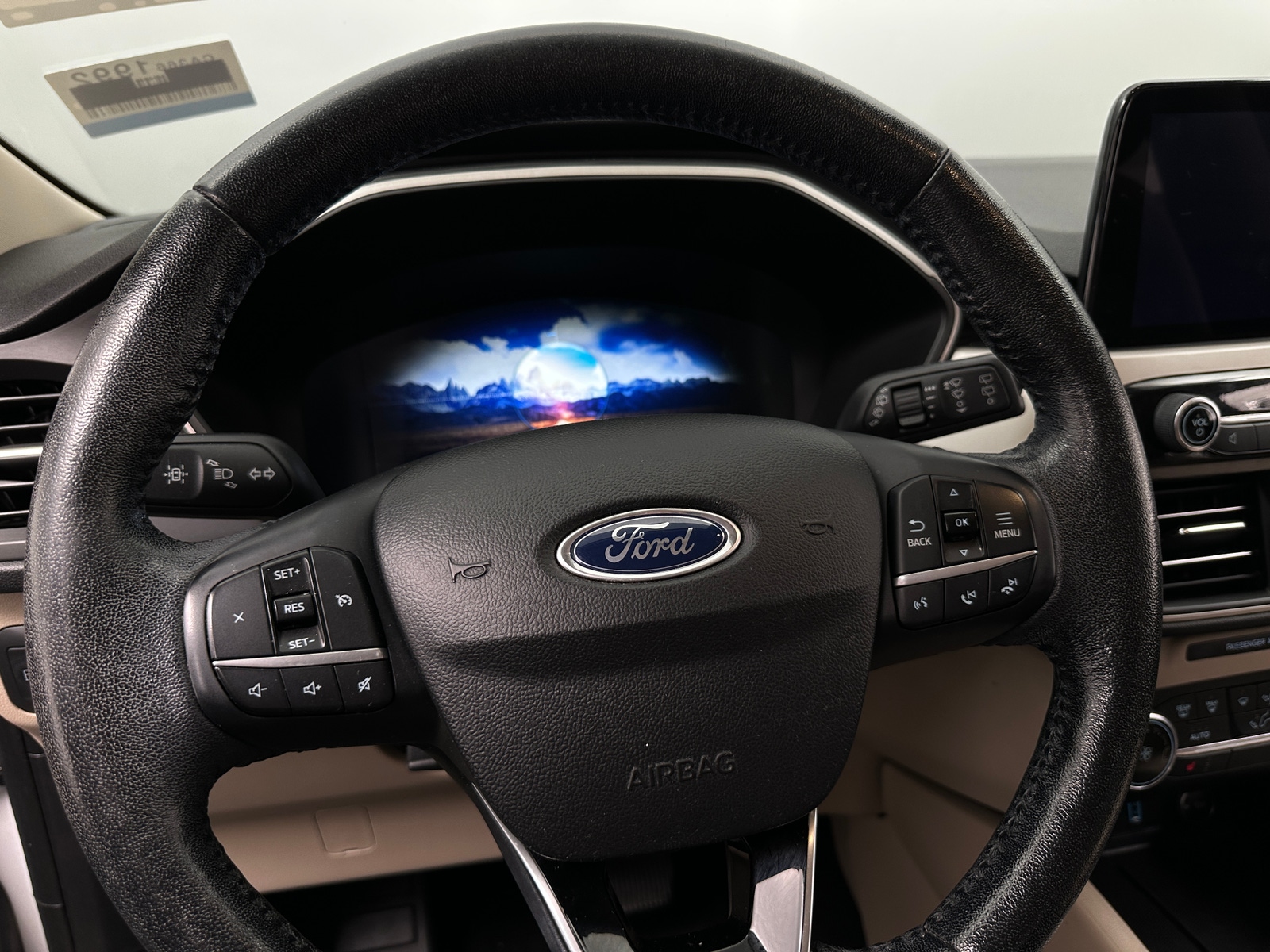 Thumbnail: 2020 Ford Escape - 5