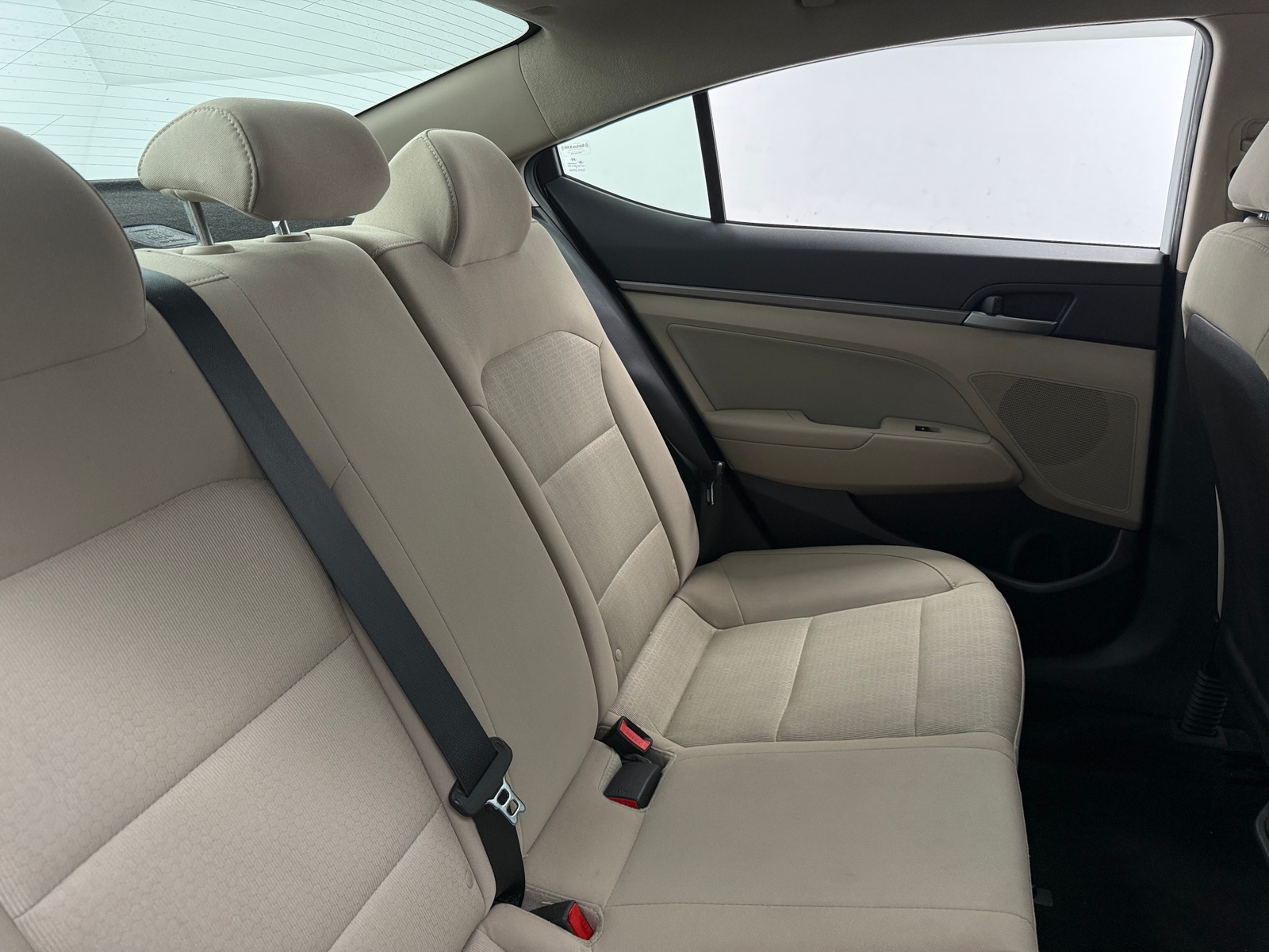 Thumbnail: 2017 Hyundai Elantra - 6