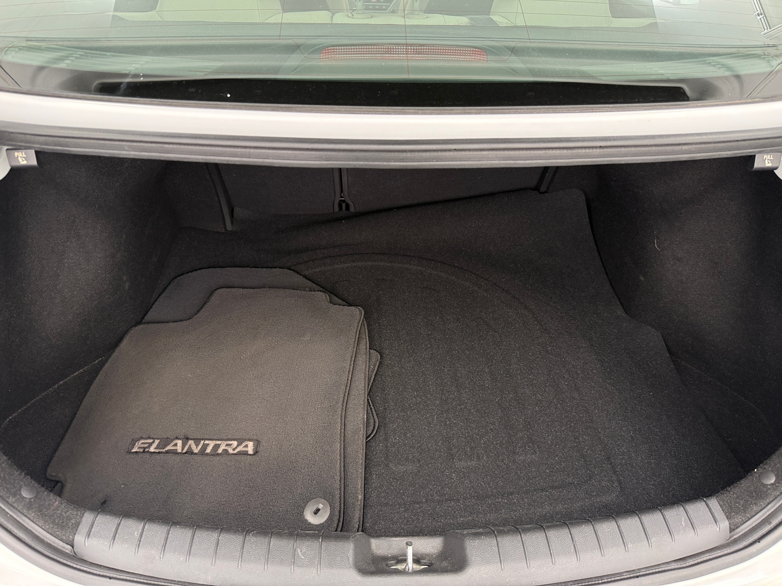 Thumbnail: 2017 Hyundai Elantra - 7