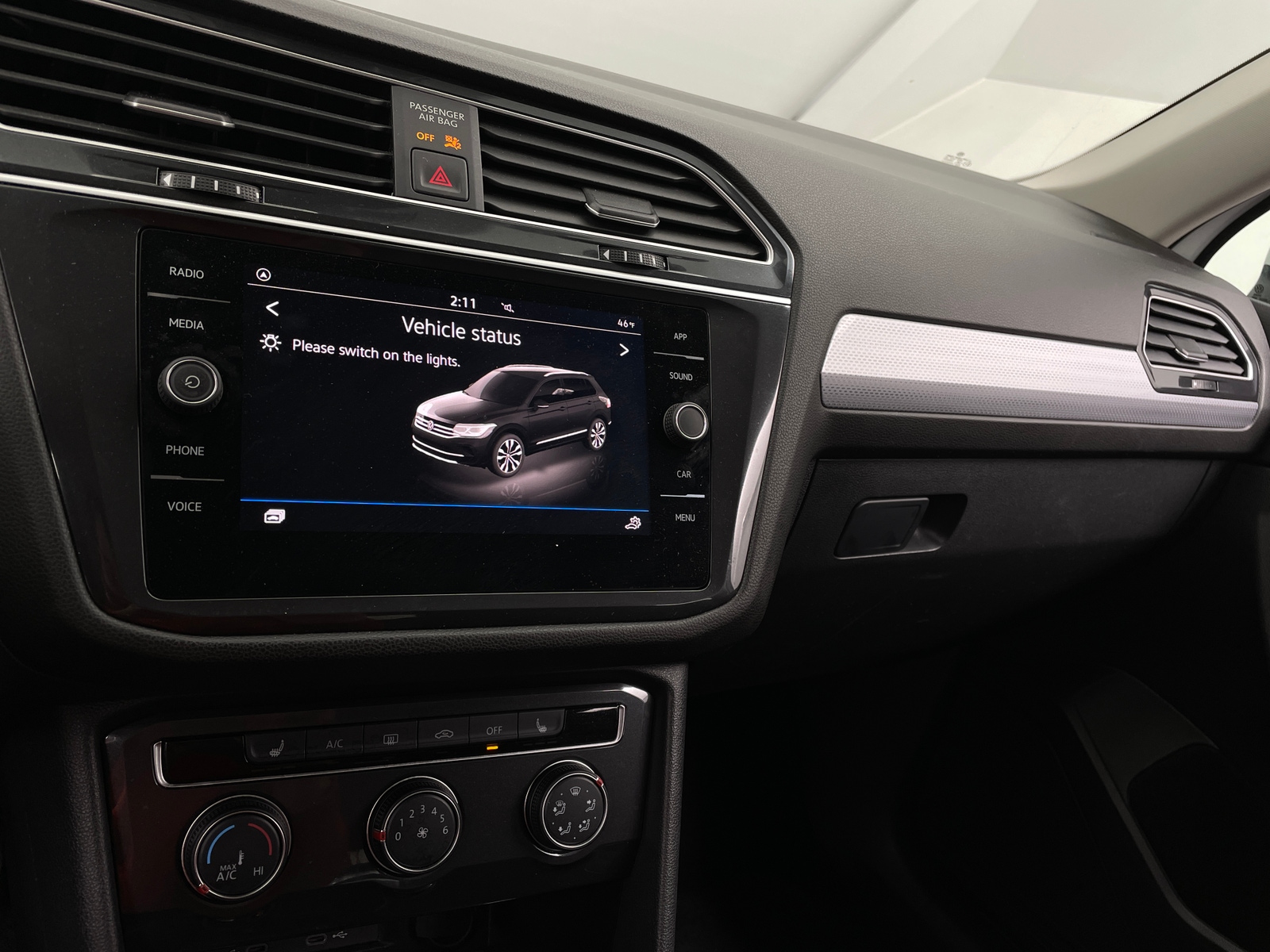 Thumbnail: 2024 Volkswagen Tiguan - 4