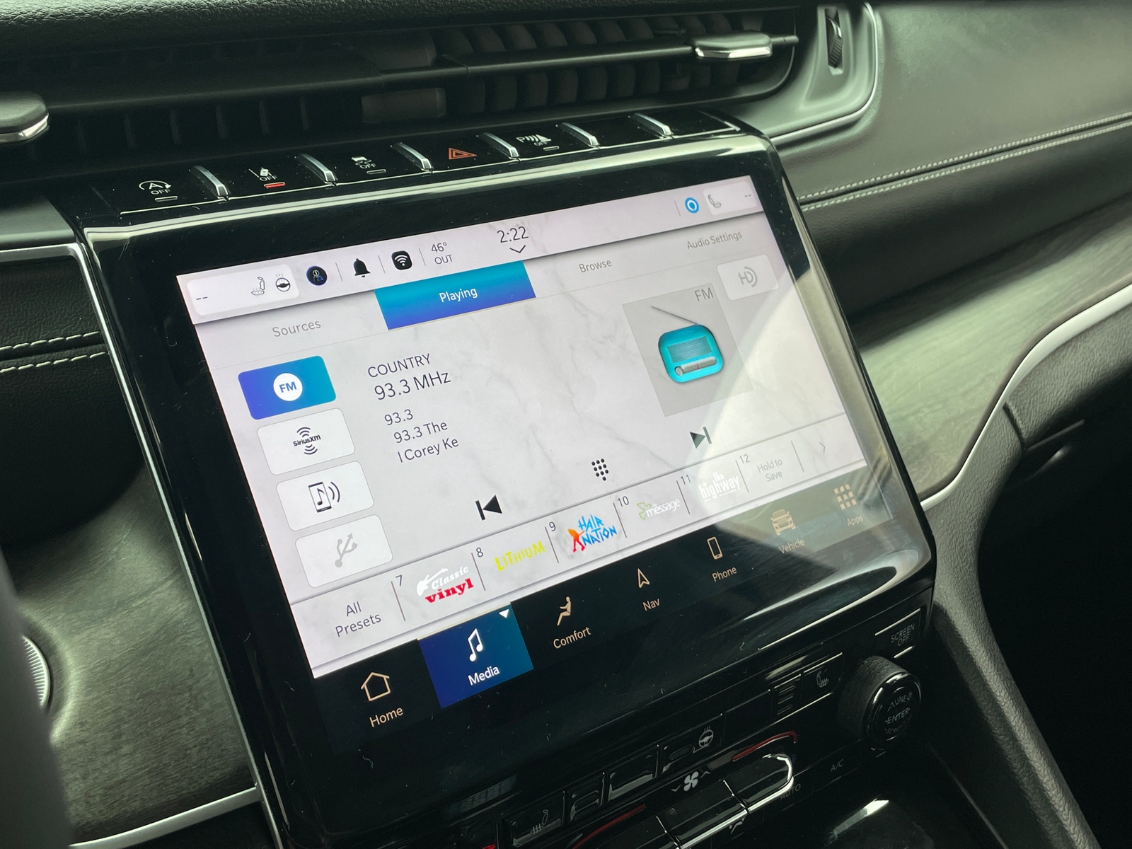 Thumbnail: 2024 Jeep Grand Cherokee - 3