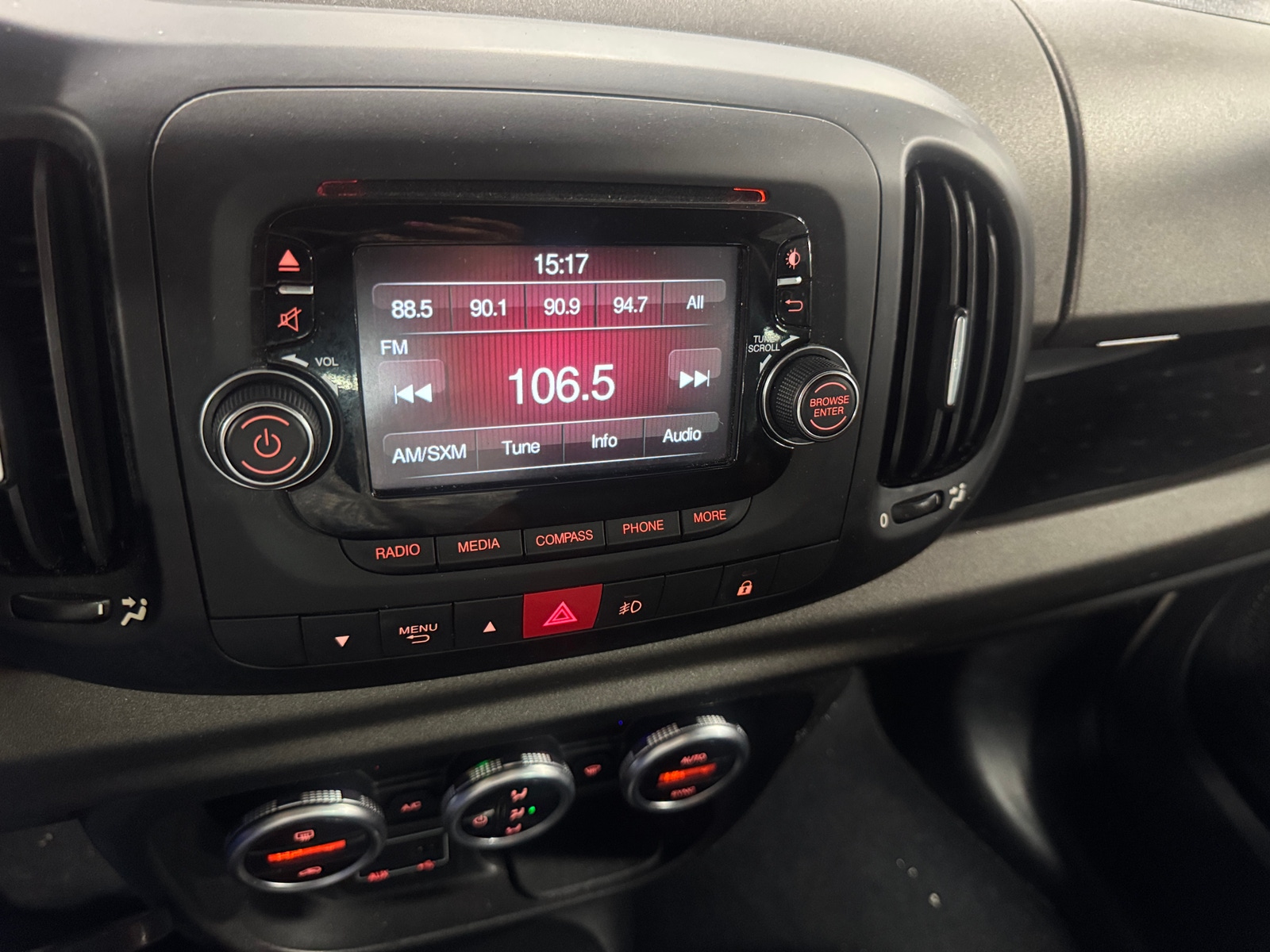 Thumbnail: 2016 Fiat 500L - 4