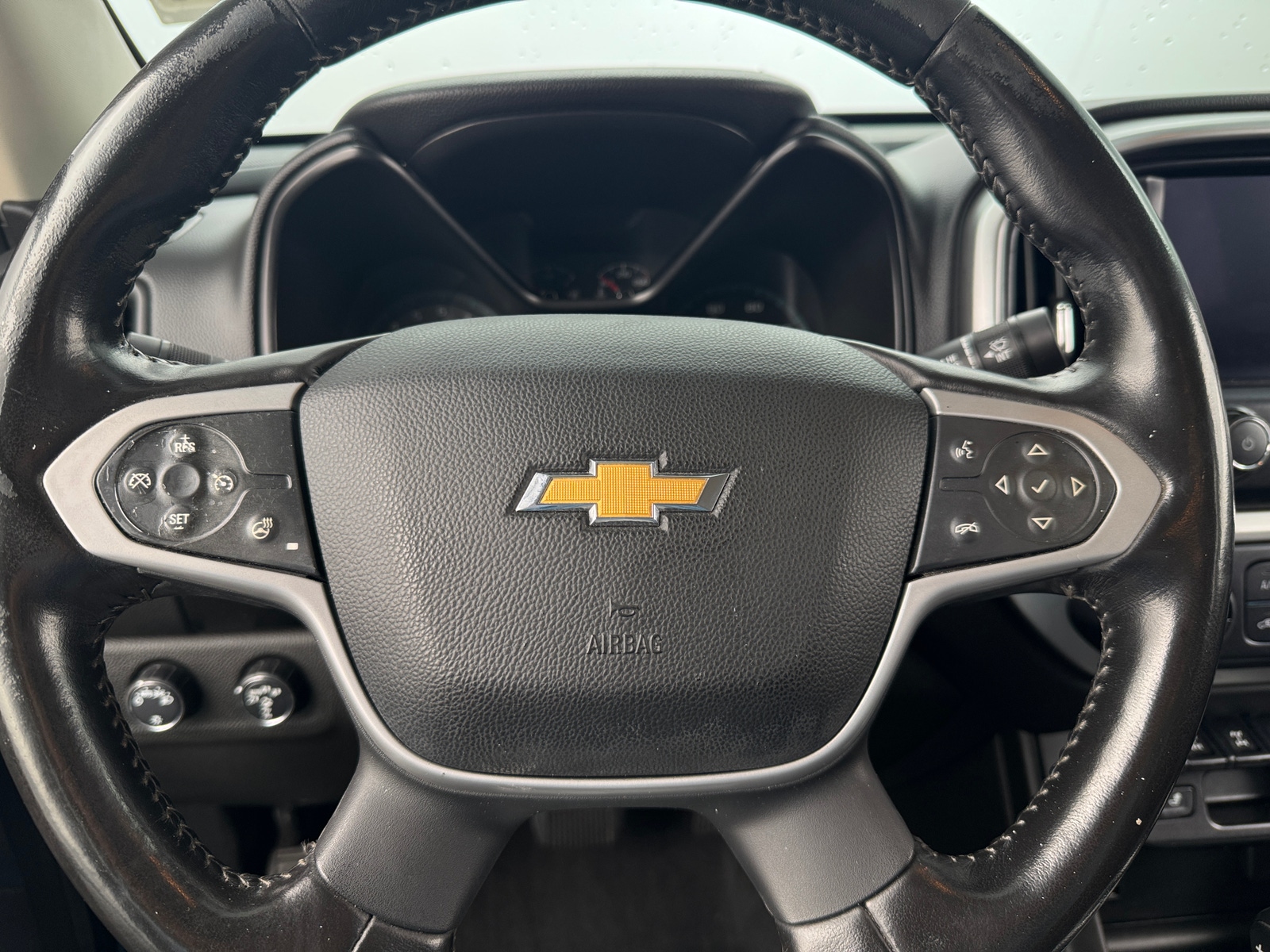 Thumbnail: 2021 Chevrolet Colorado - 5