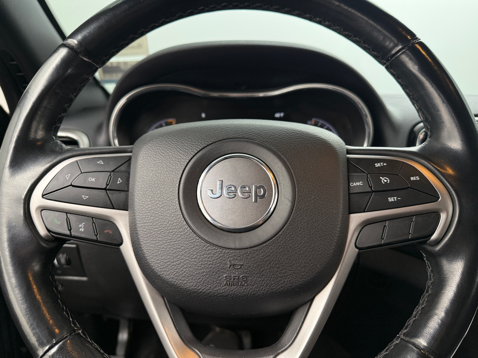 Thumbnail: 2020 Jeep Grand Cherokee - 5