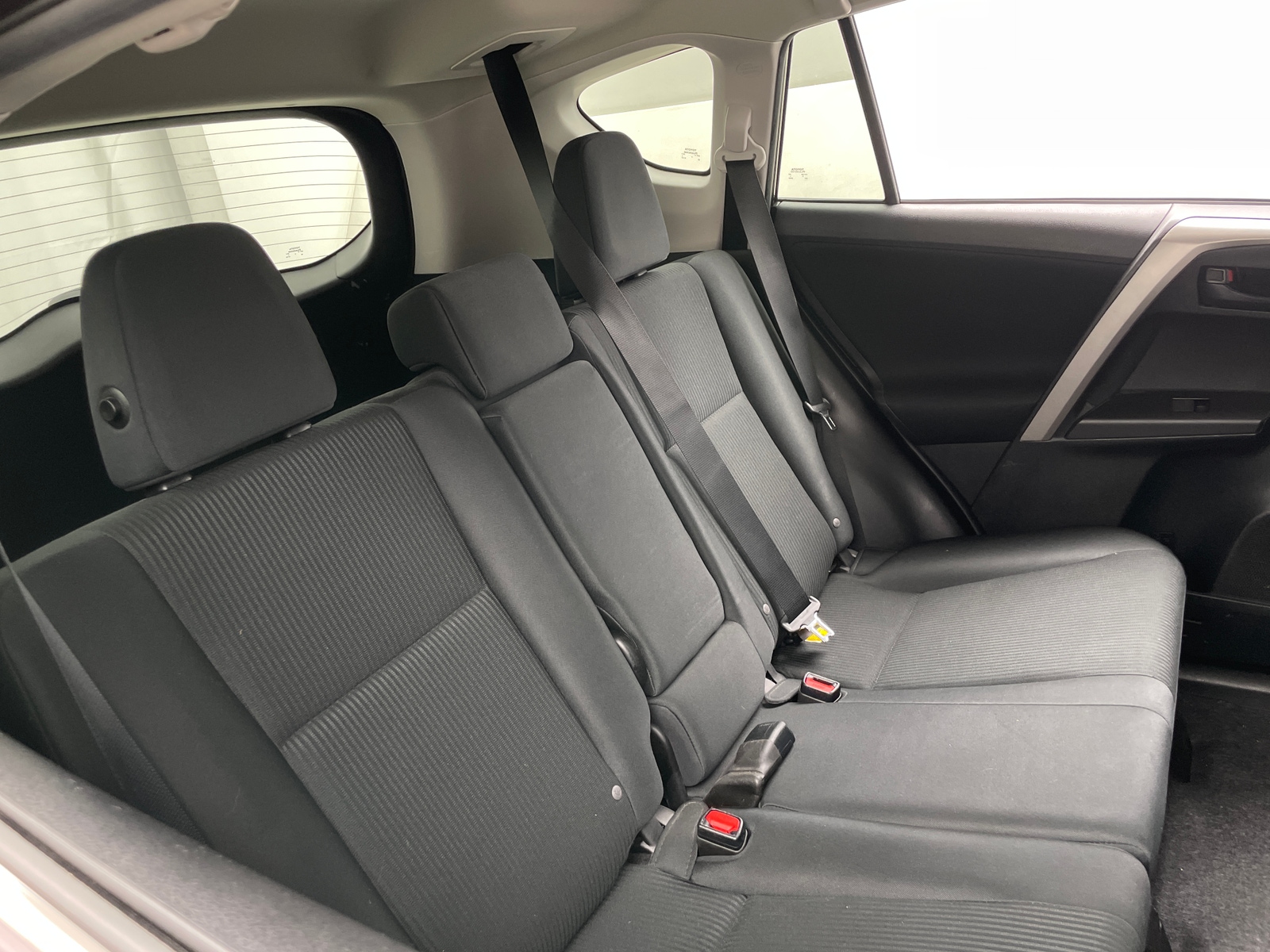 Thumbnail: 2017 Toyota RAV4 - 6