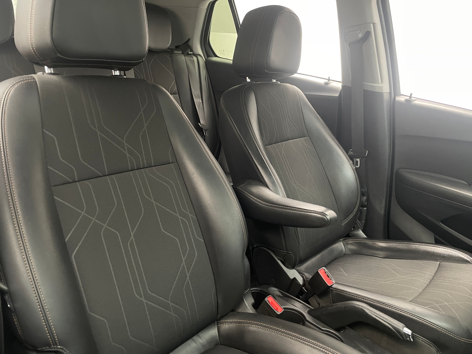 Thumbnail: 2019 Chevrolet Trax - 2