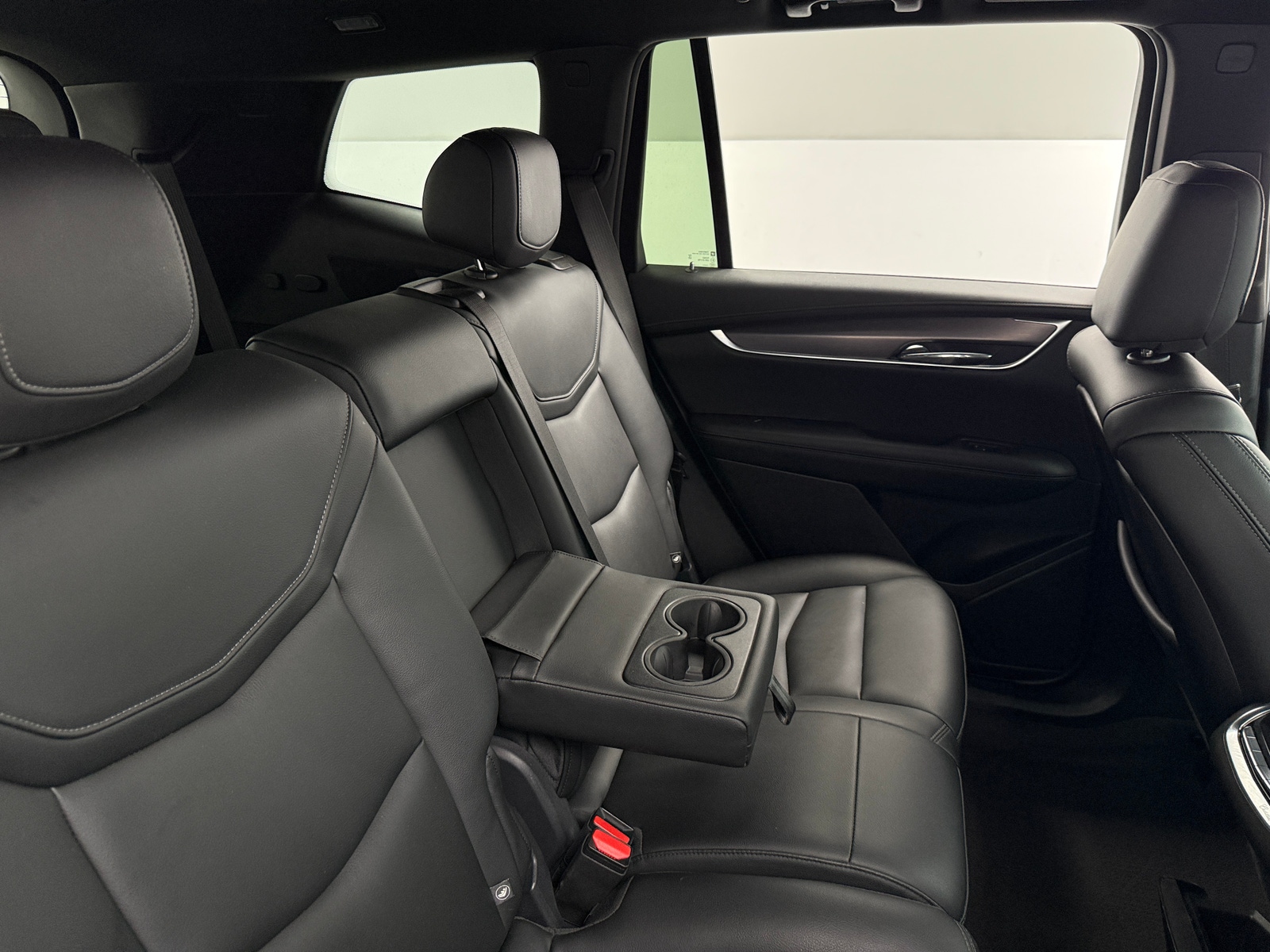 Thumbnail: 2021 Cadillac XT6 - 5