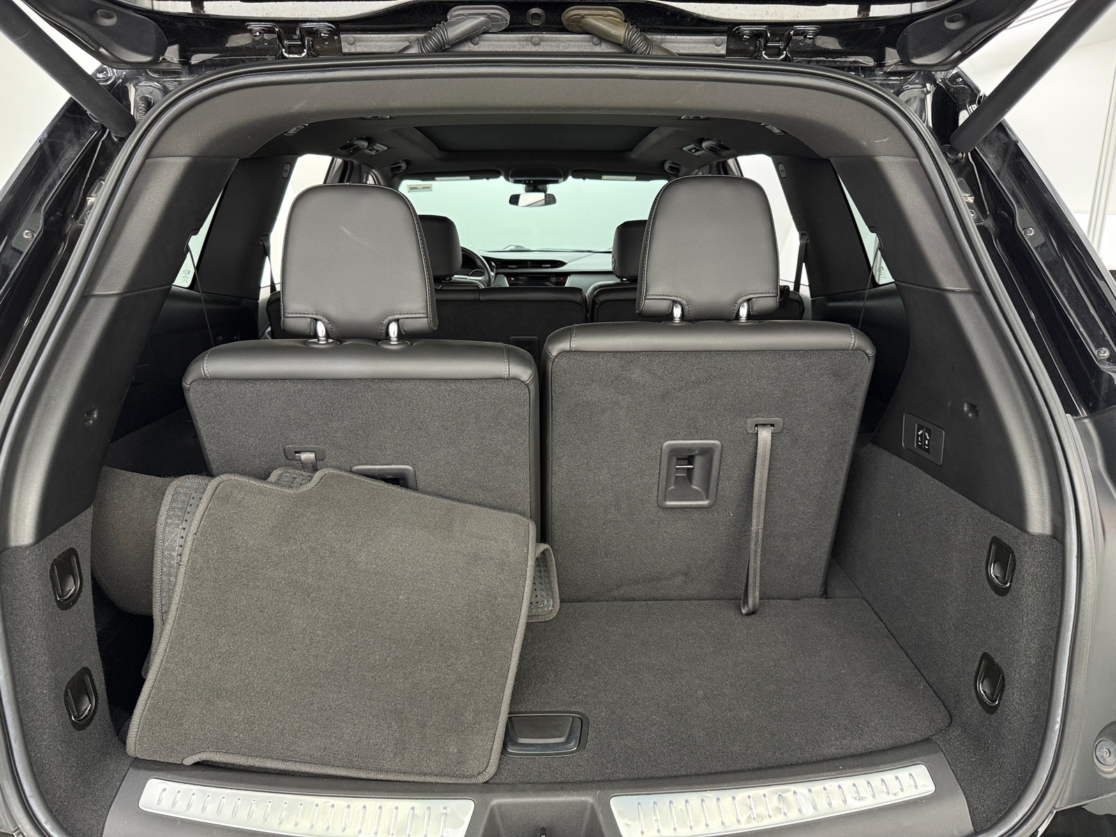 Thumbnail: 2021 Cadillac XT6 - 6