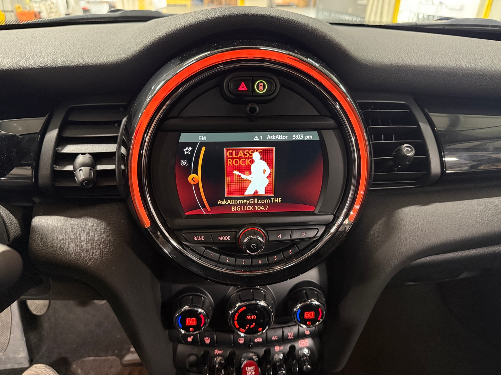 Thumbnail: 2019 MINI Cooper Hardtop - 3