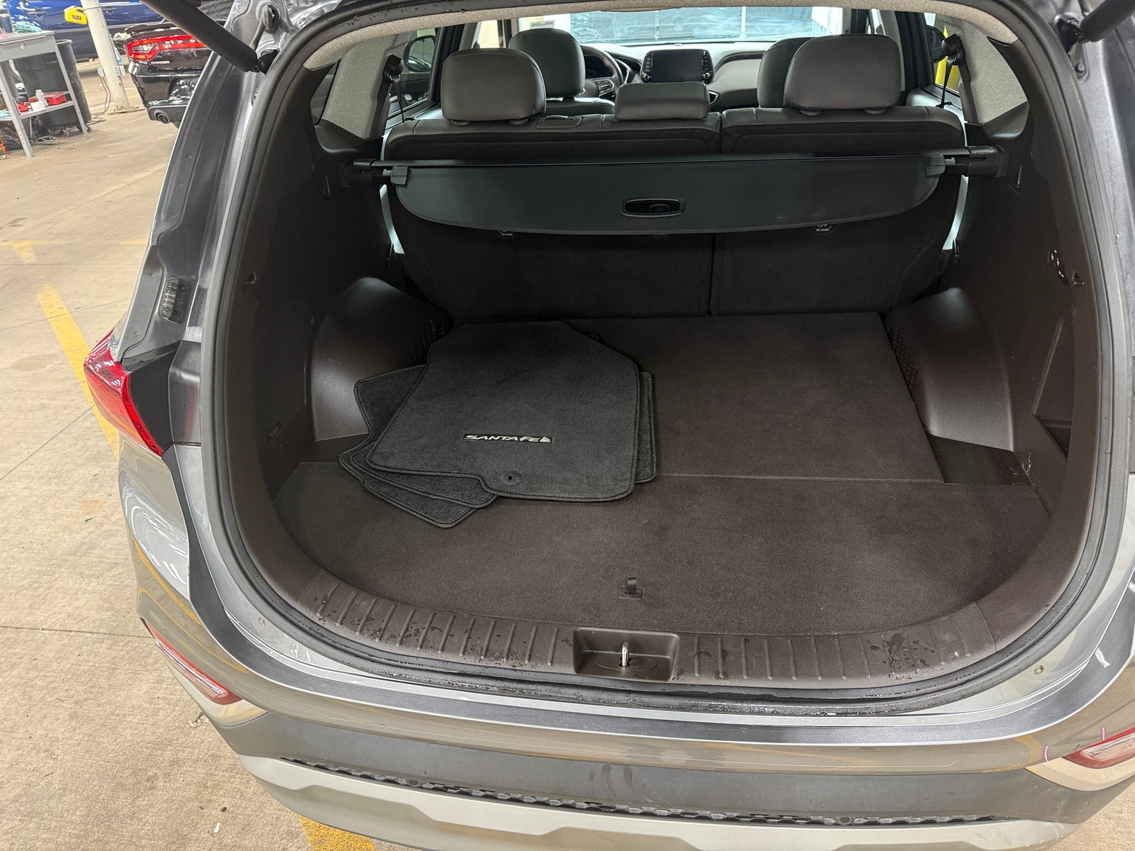 Thumbnail: 2019 Hyundai Santa Fe - 6