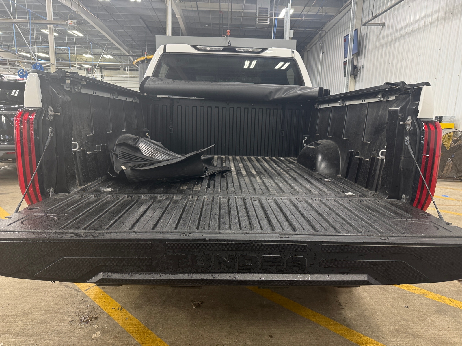 Thumbnail: 2023 Toyota Tundra - 7