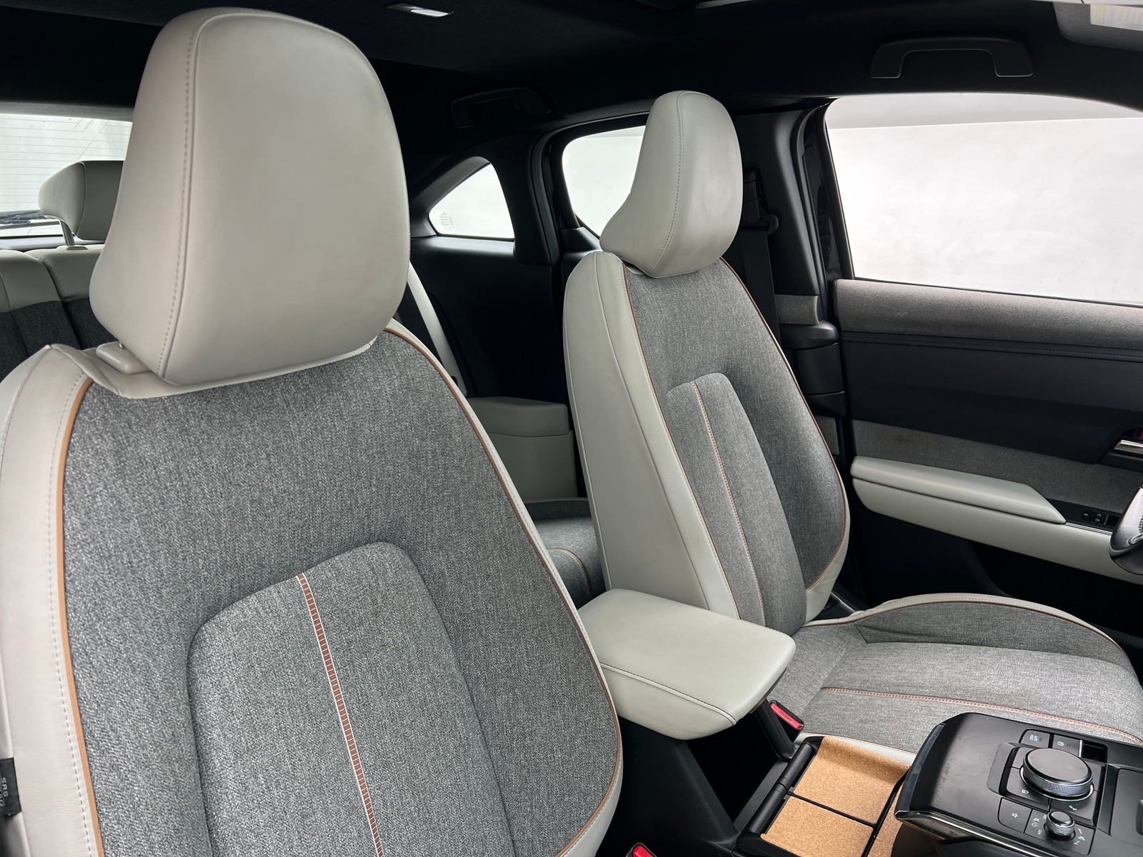 Thumbnail: 2022 Mazda MX-30 - 2