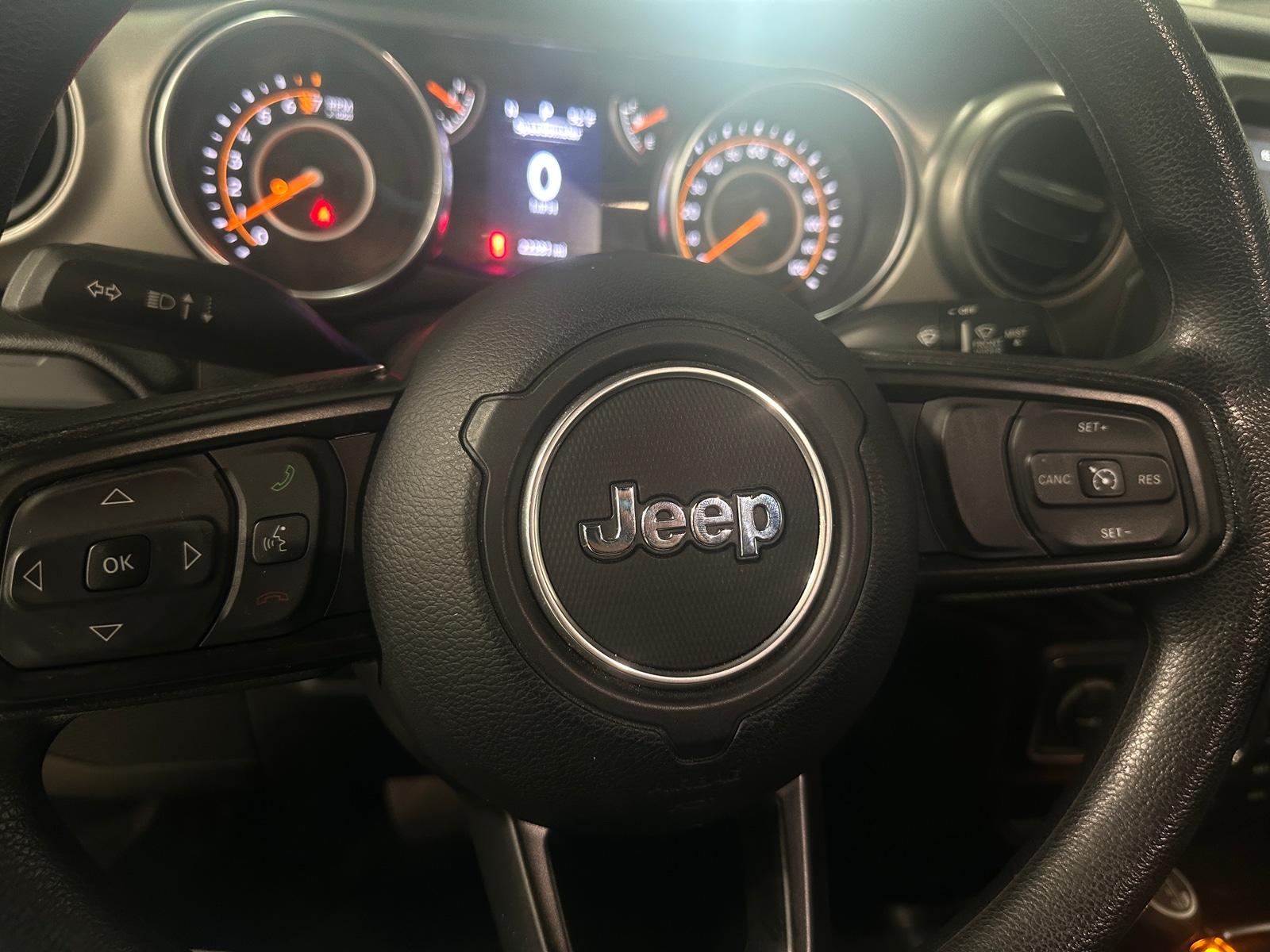 Thumbnail: 2022 Jeep Gladiator - 5