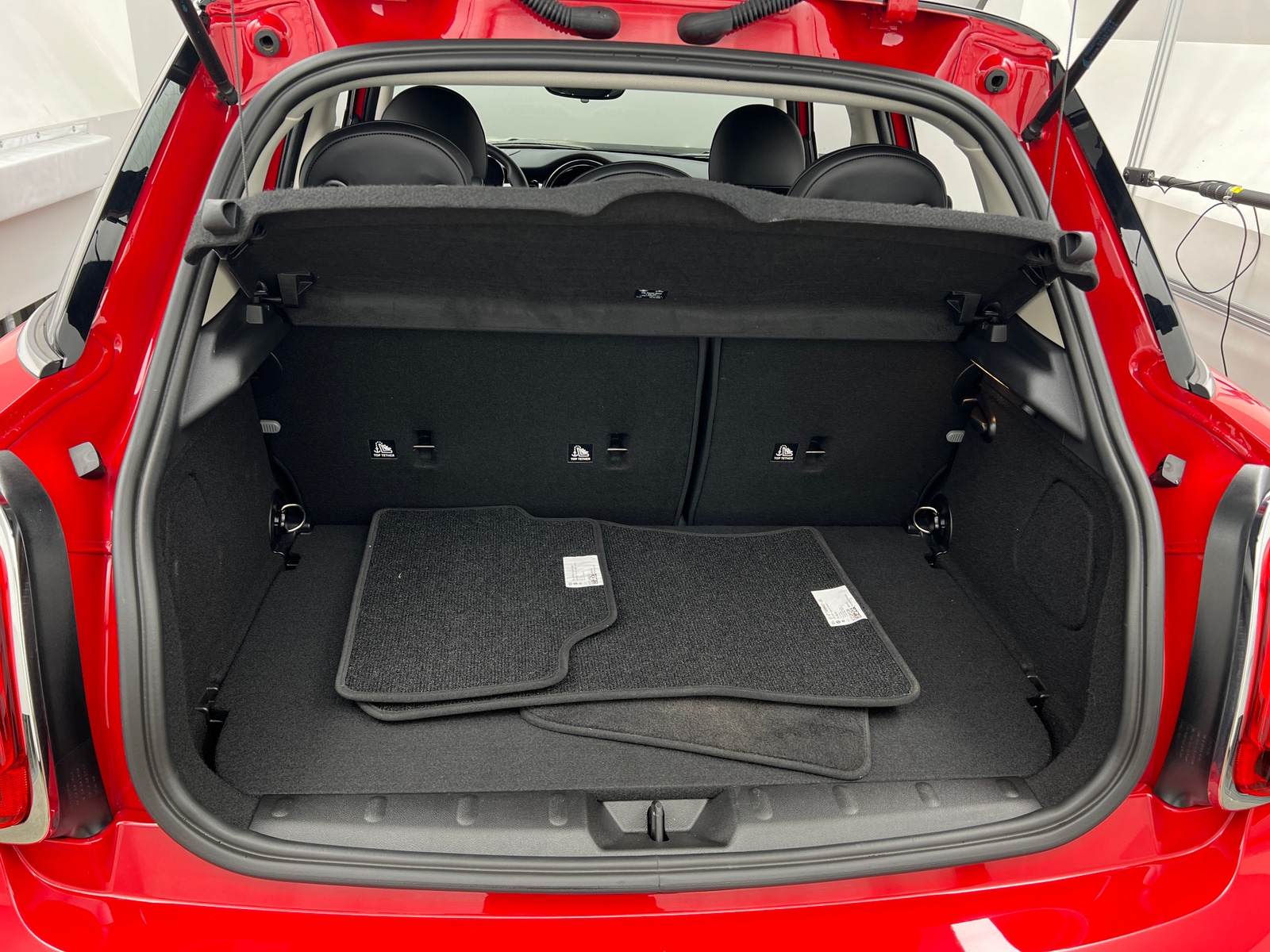 Thumbnail: 2023 MINI Cooper Hardtop - 6