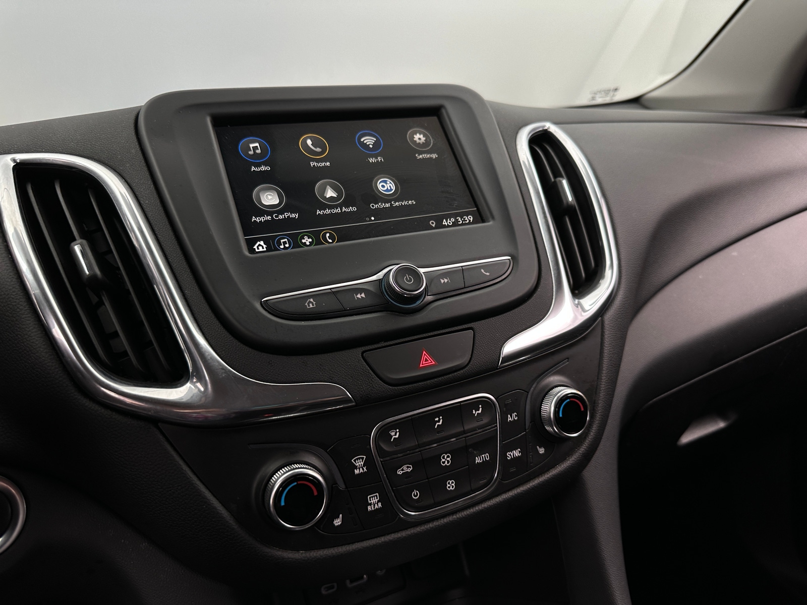 Thumbnail: 2019 Chevrolet Equinox - 4