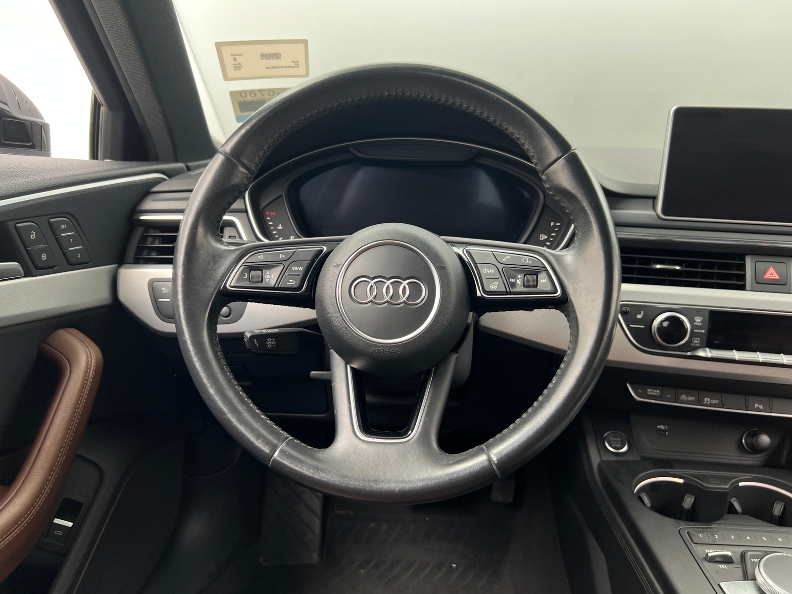 Thumbnail: 2019 Audi A4 - 4