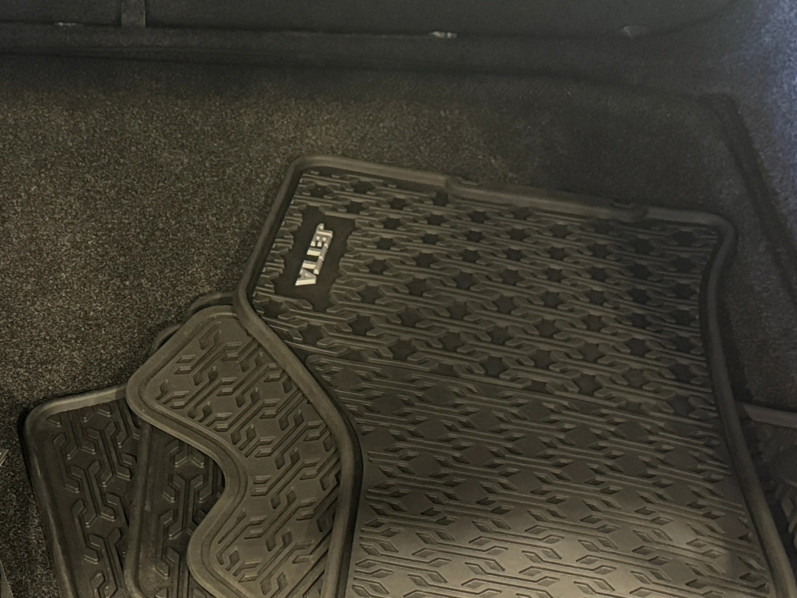 Thumbnail: 2019 Volkswagen Jetta - 6