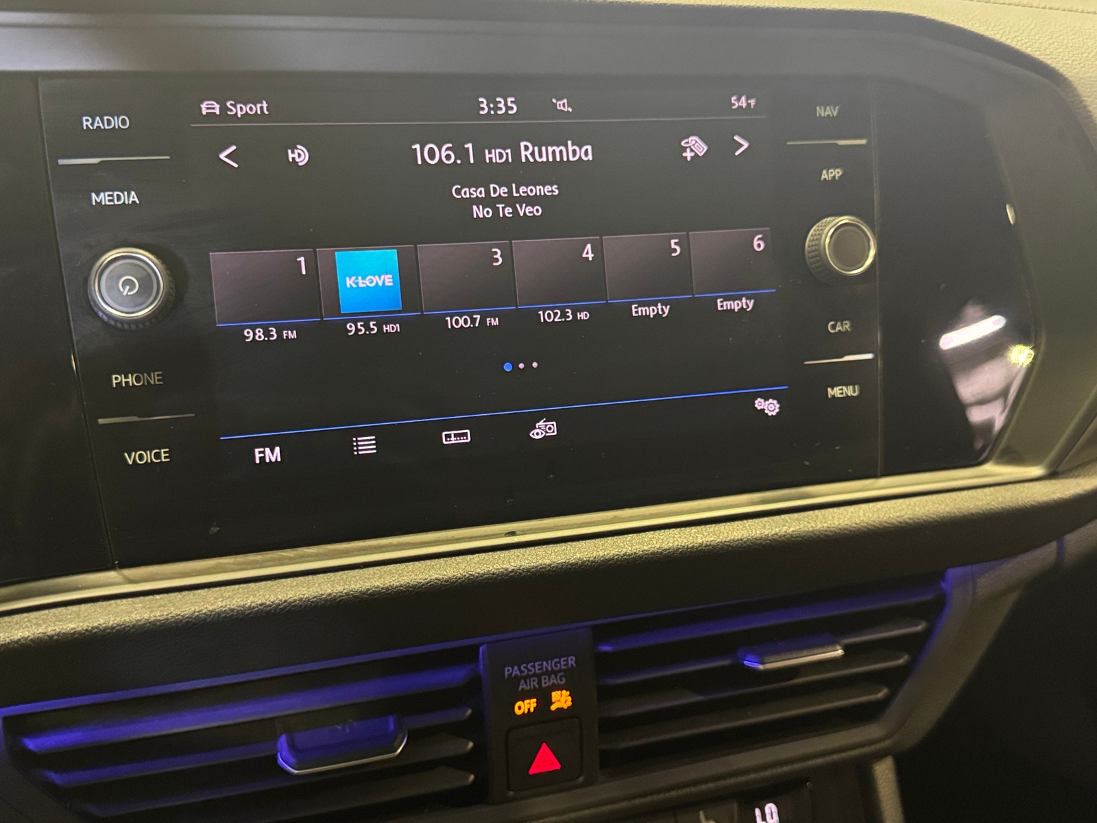 Thumbnail: 2019 Volkswagen Jetta - 3