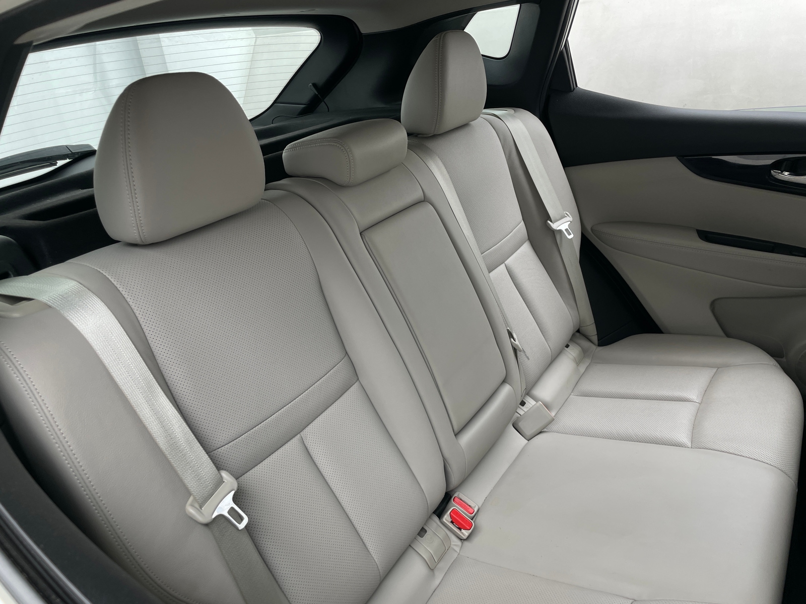 Thumbnail: 2017 Nissan Rogue Sport - 5