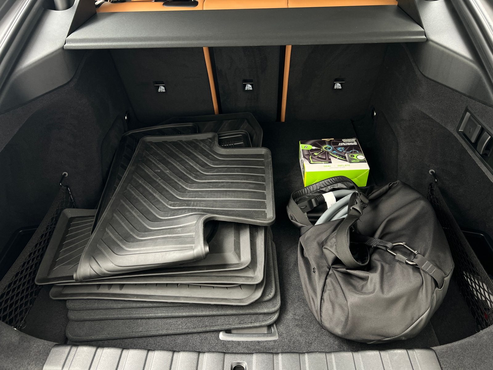 Thumbnail: 2023 BMW i4 - 4