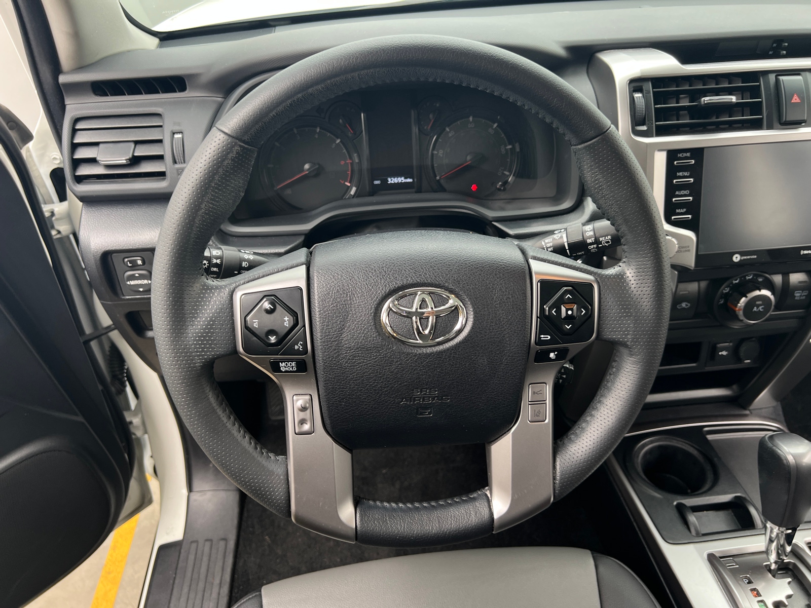 Thumbnail: 2022 Toyota 4Runner - 4